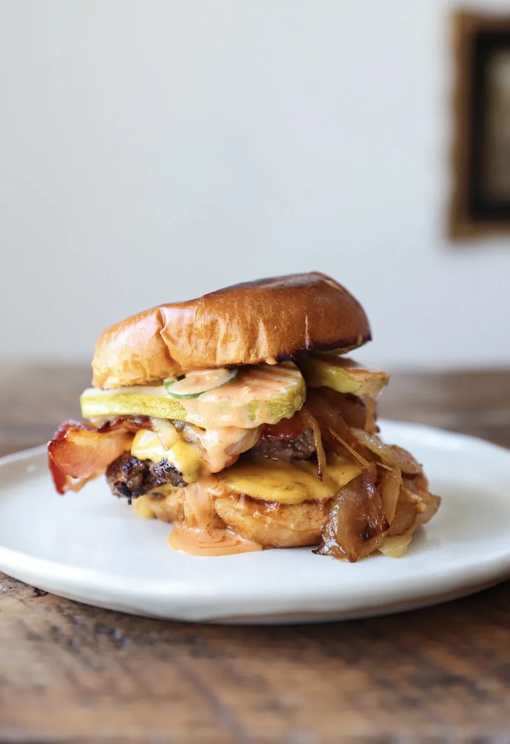 the-"emmy"-burger-sauce-kind-of