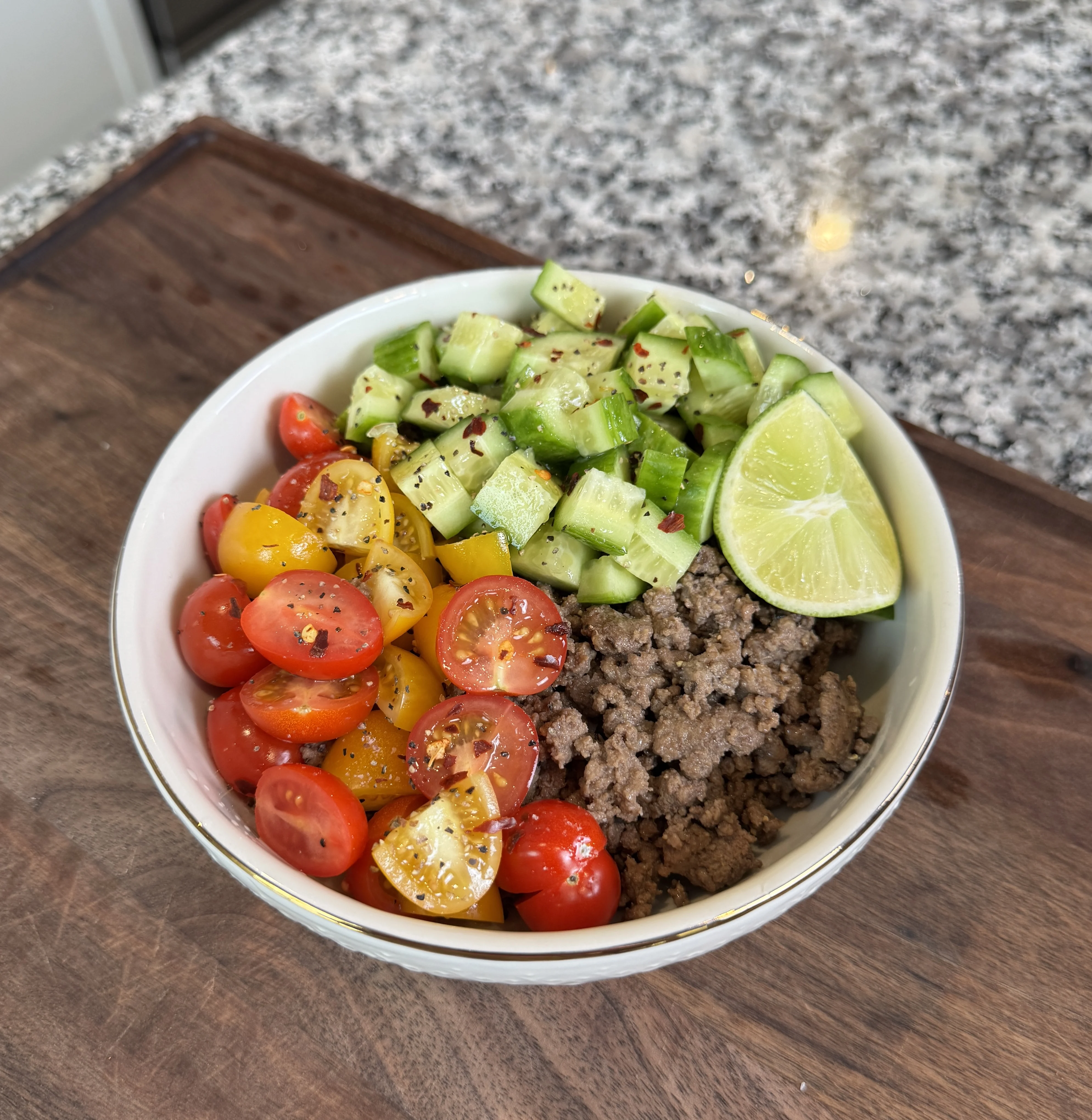 high-protein-low-carb-beef-bowl