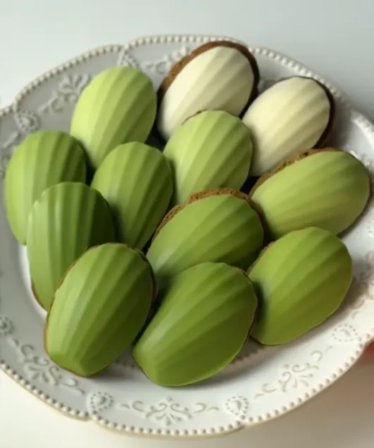 ombre-matcha-madeleine