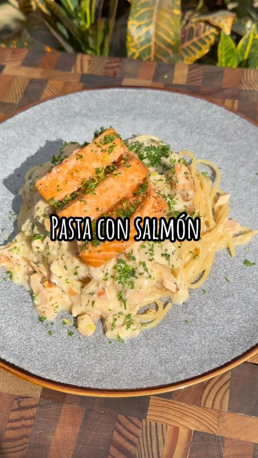 pasta-con-salmon-pasta-with-salmon