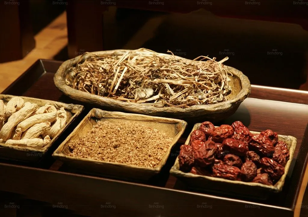 tu-vat-thang-bai-thuoc-bo-huyet-djieu-kinh-cho-phu-nu-or-duoc-binh-djong