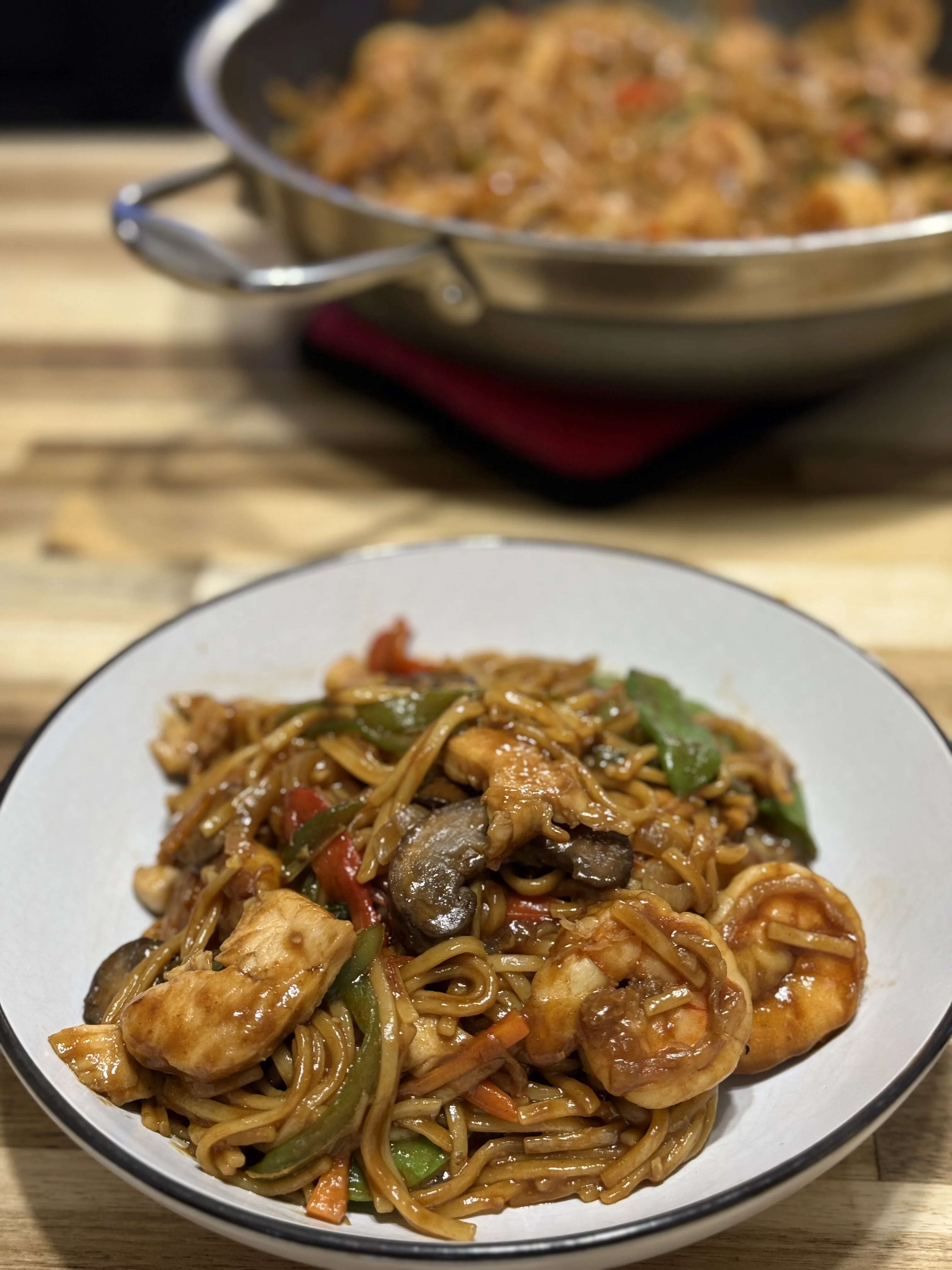 chicken-and-shrimp-lo-mein