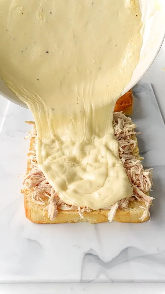 bacon-chicken-alfredo-sliders