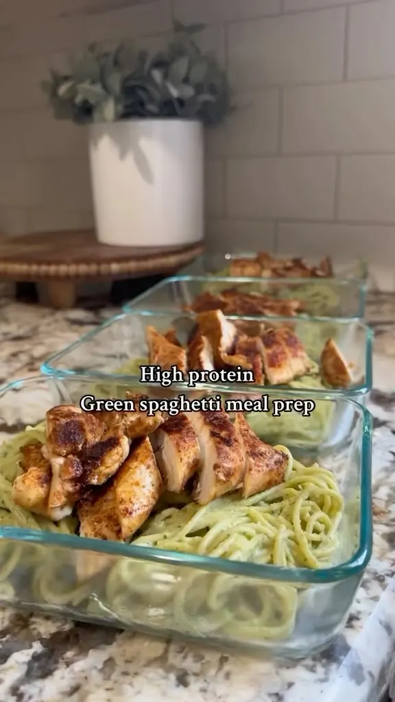 high-protein-green-spaghetti