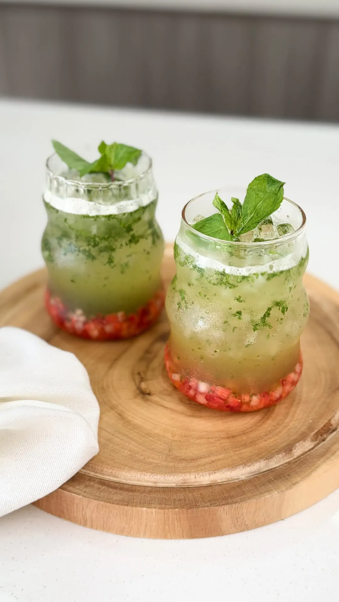 limonada-de-hierbabuena-y-fresa