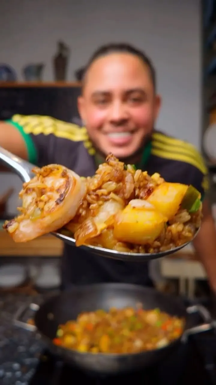 shrimp-and-pineapple-fried-rice