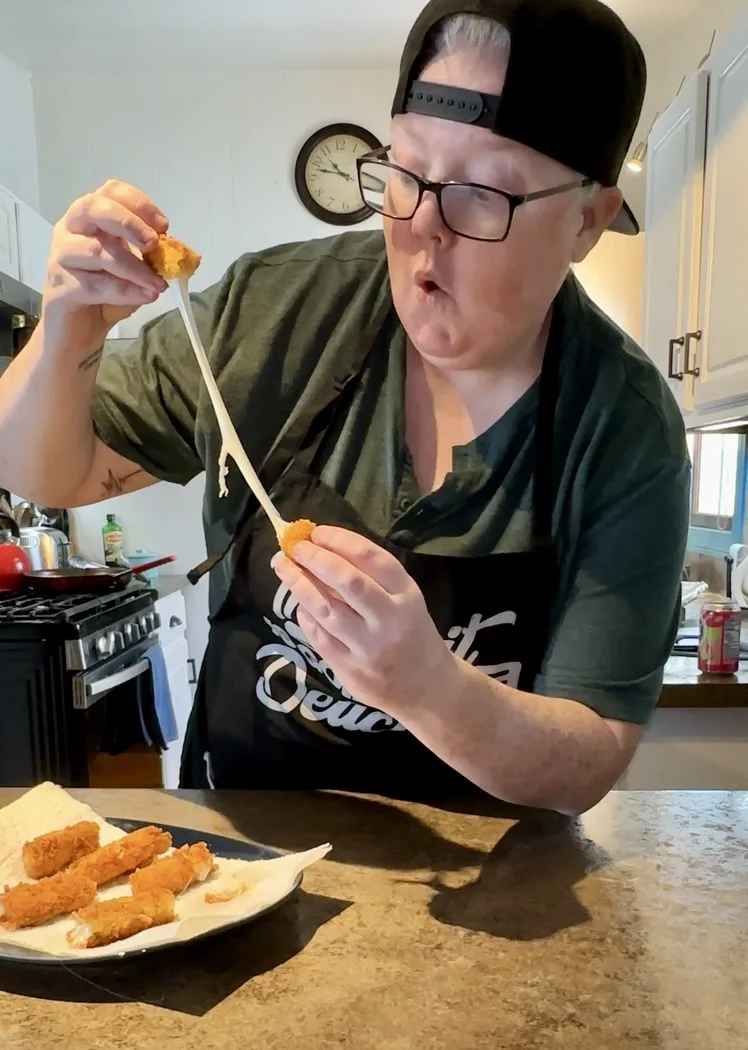 mozzarella-sticks-using-string-cheese