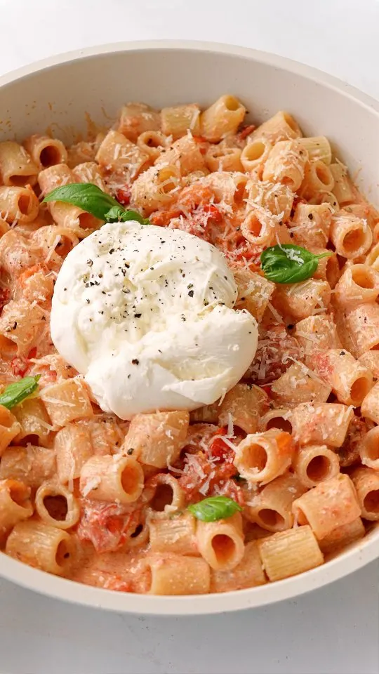 tomato-and-boursin-cheese-pasta