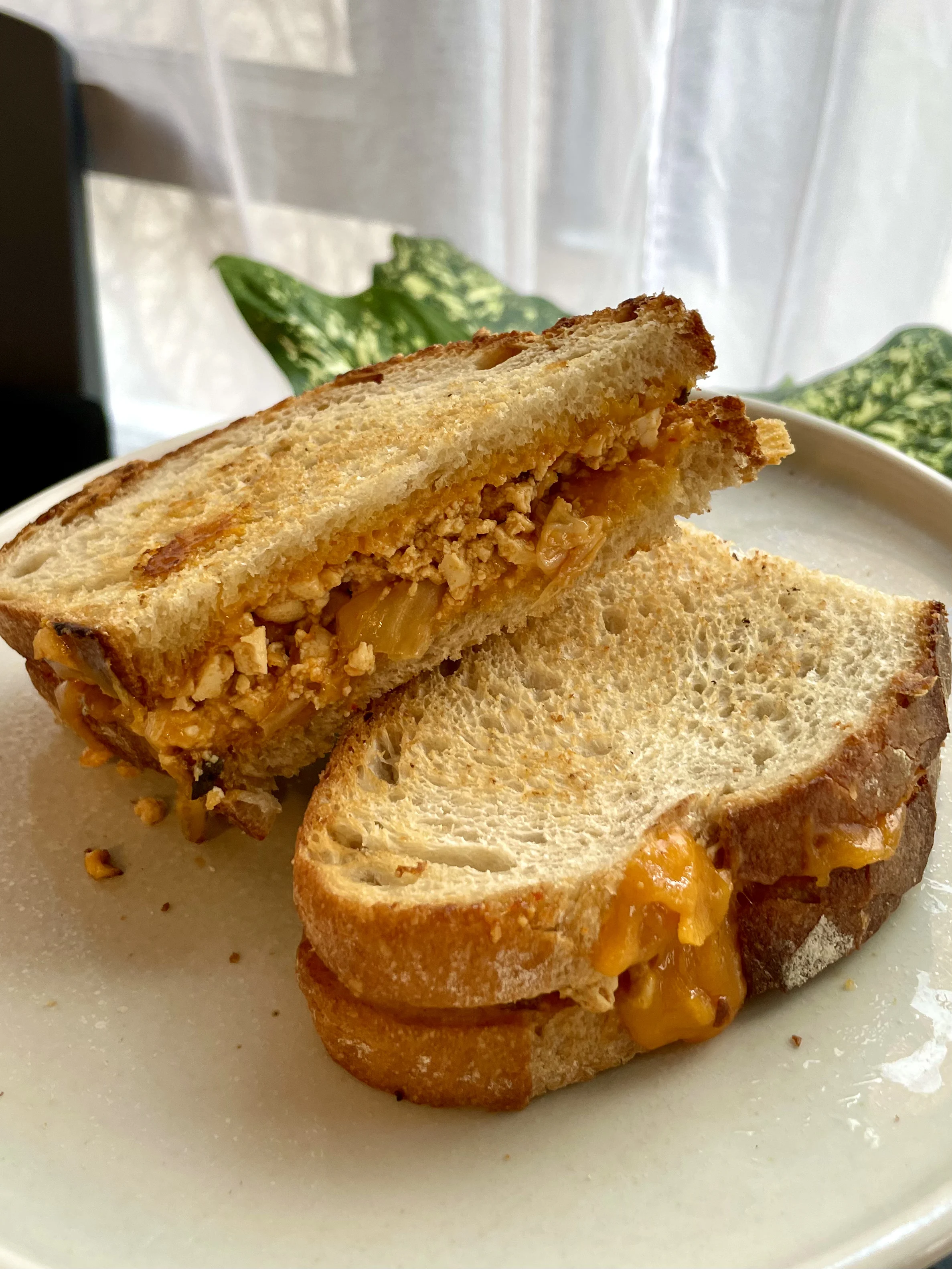 tofu-kimchi-grilled-cheese-sandwich