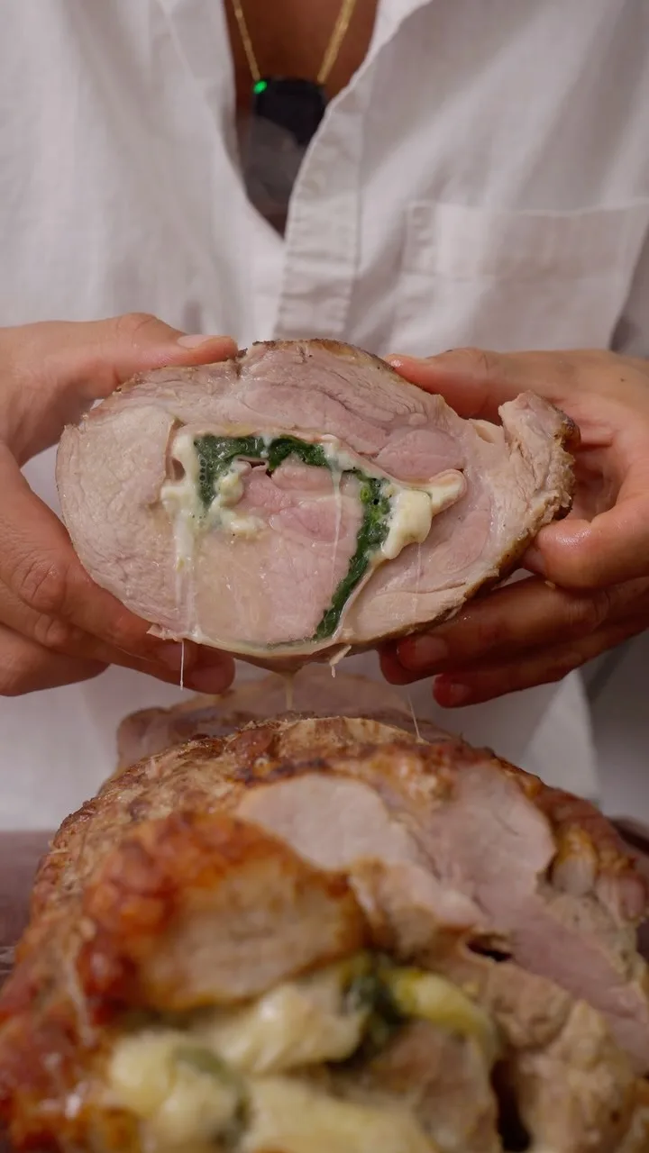 bondiola-rellena-y-arroz-al-champan-stuffed-pork-shoulder-and-champagne-rice