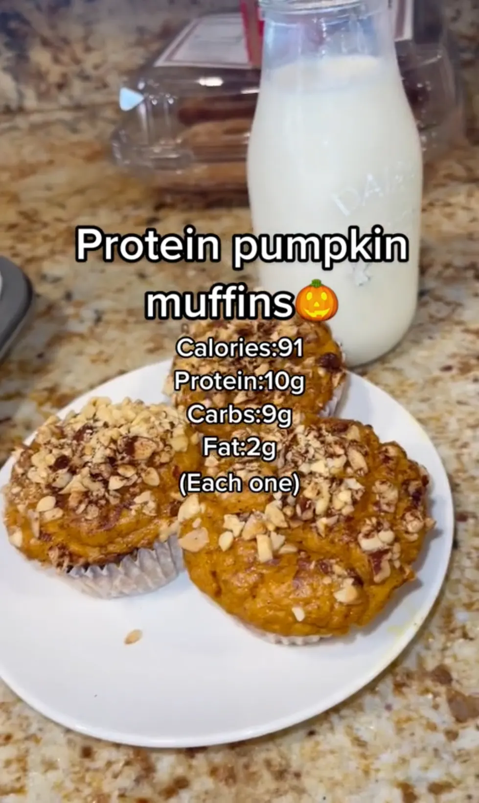 protein-pumpkin-muffins