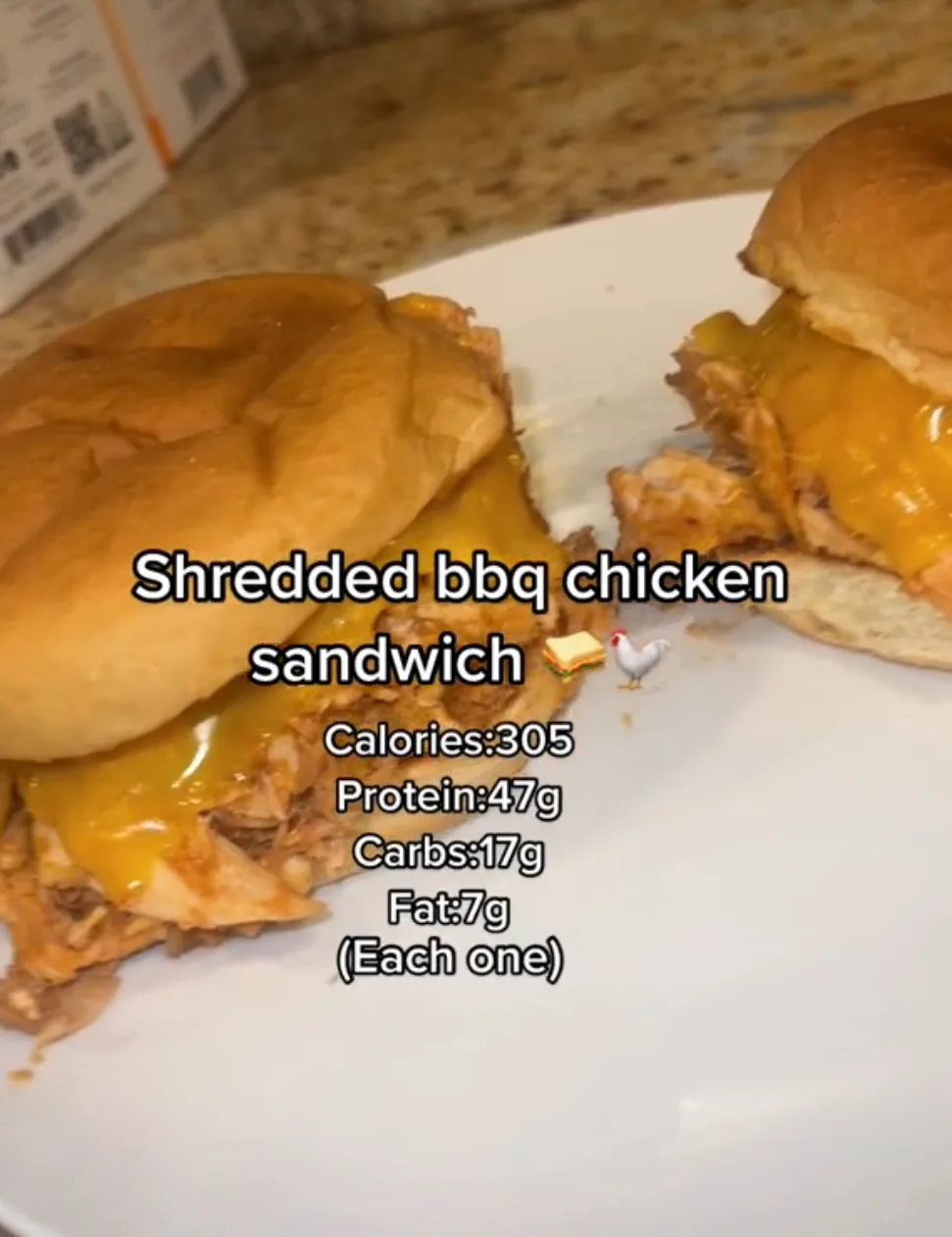 15-min-shredded-bbq-chicken-burgers