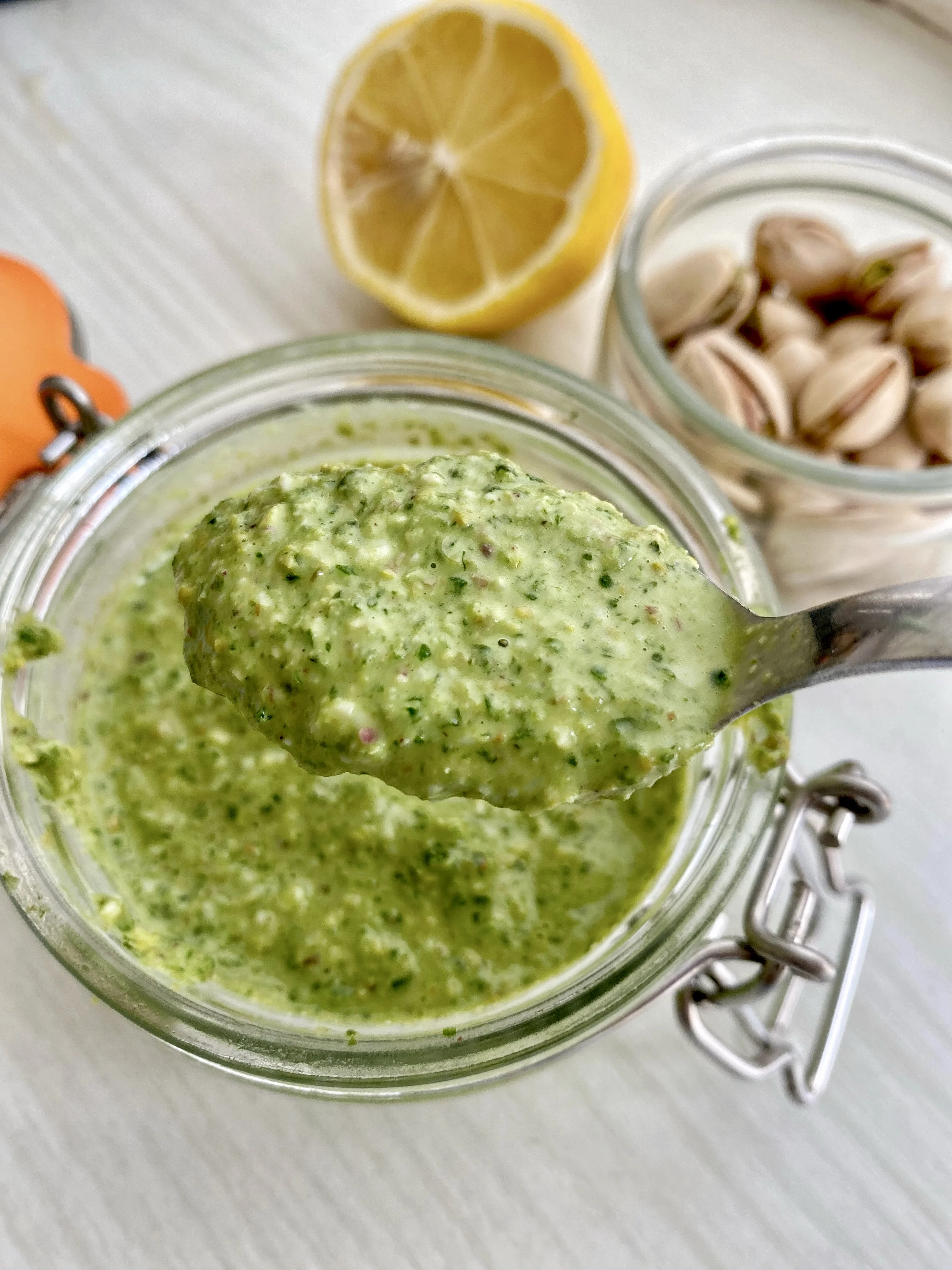 creamy-kale-and-pistachio-pesto