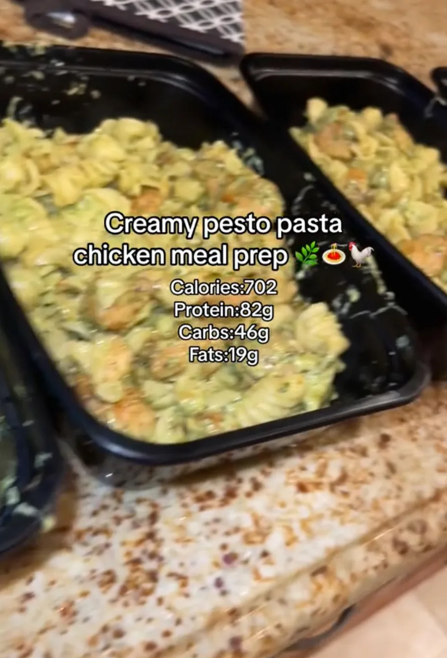 creamy-chicken-pesto-pasta-meal-prep