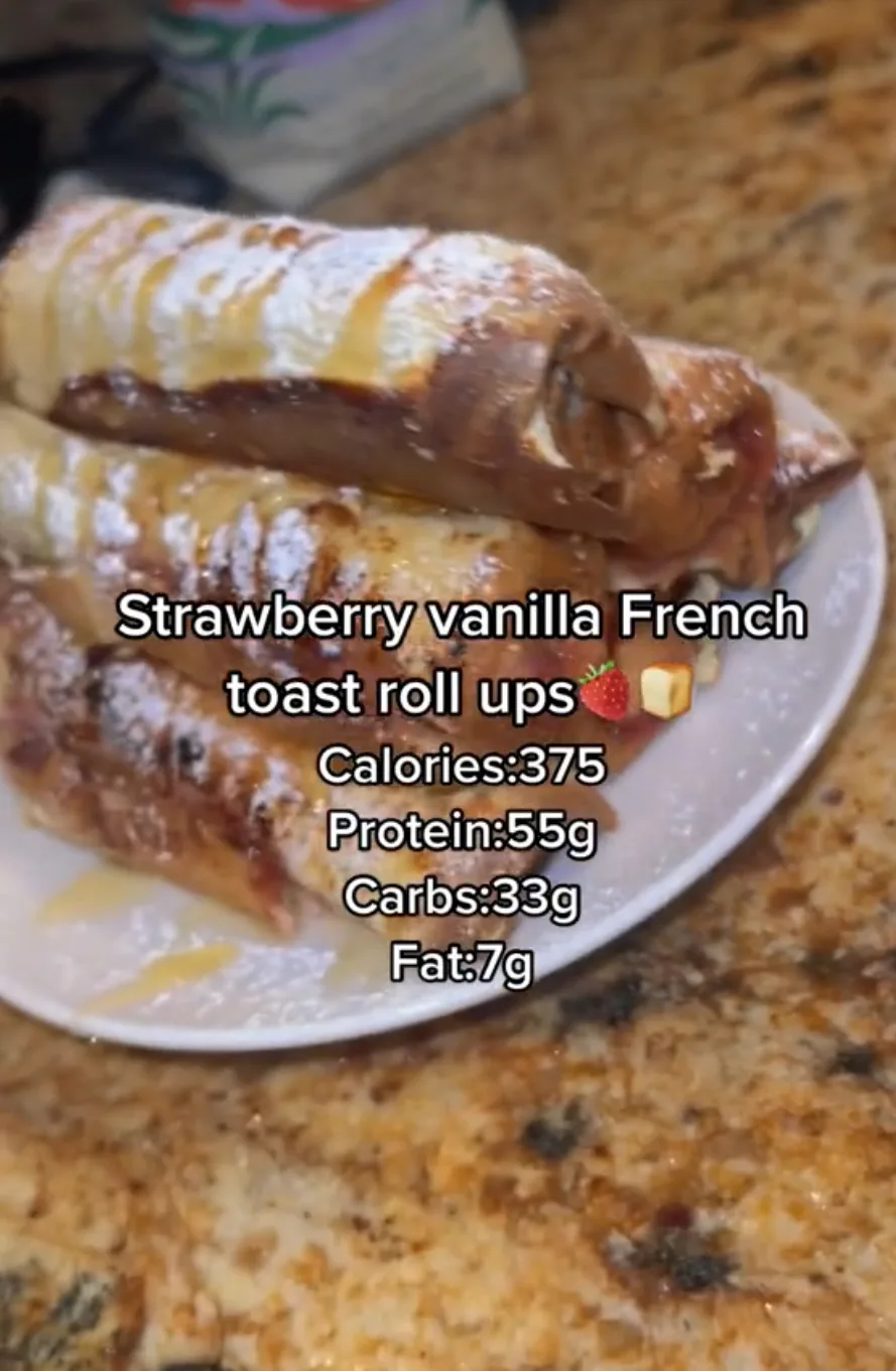 strawberry-french-toast-roll-ups