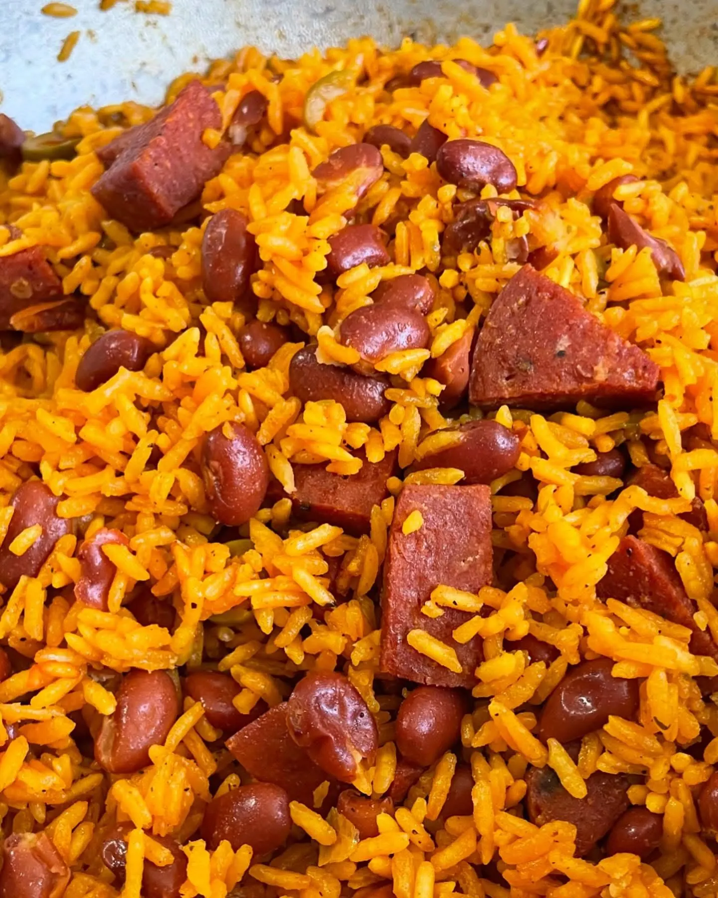 arroz-con-habichuelas-y-salchichon