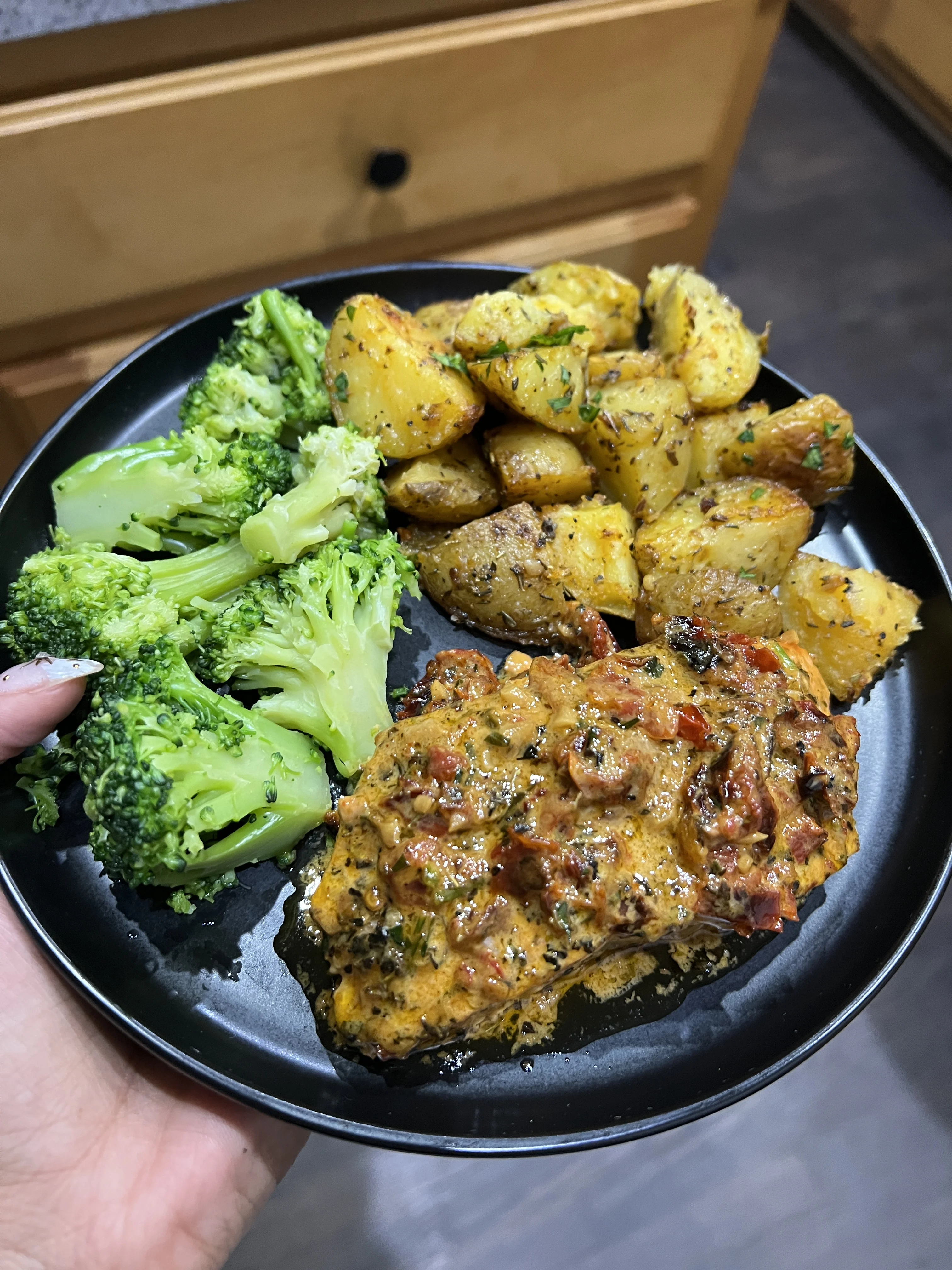 tomato-and-basil-salmon