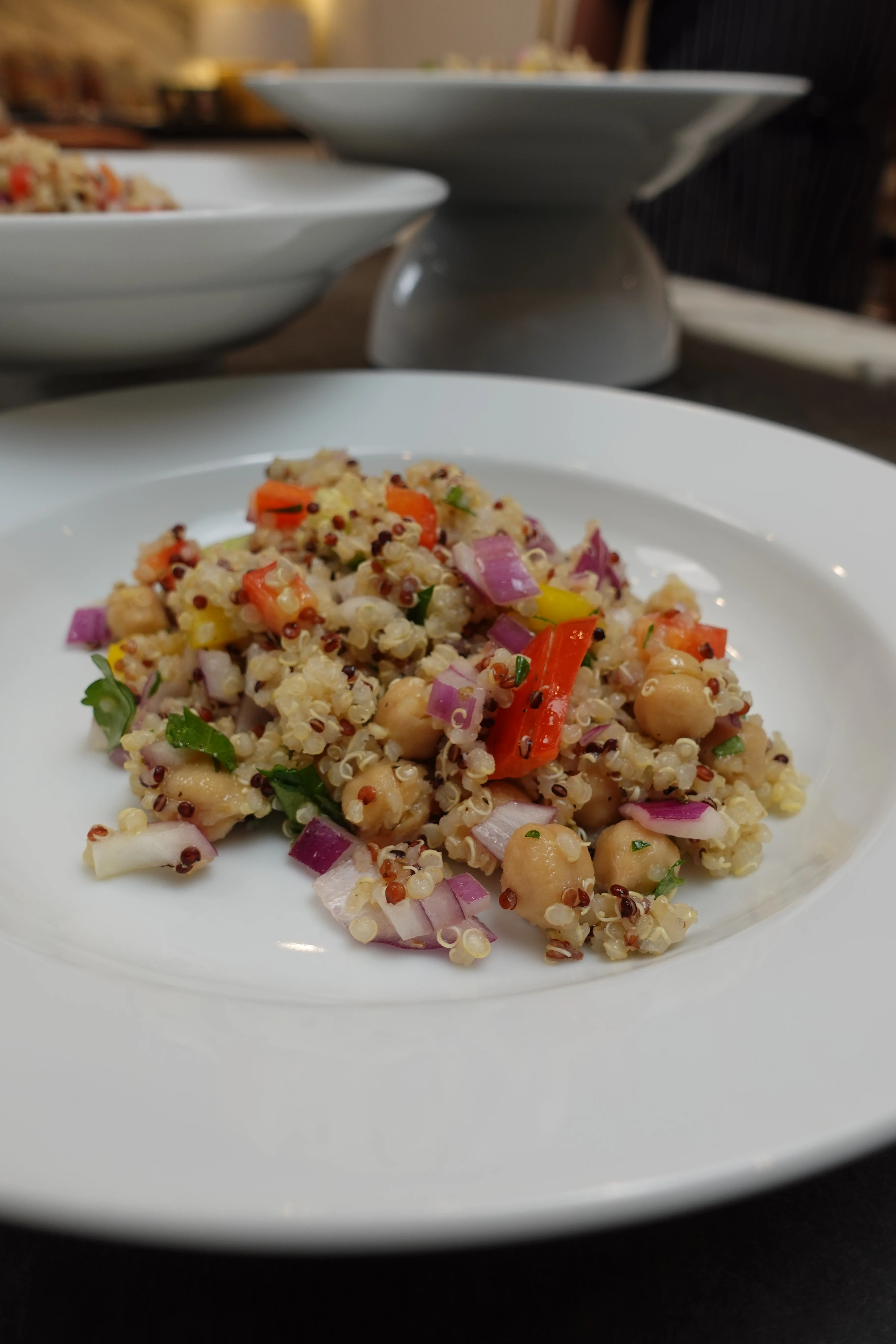 quinoa-salad-or-easy-and-delicious