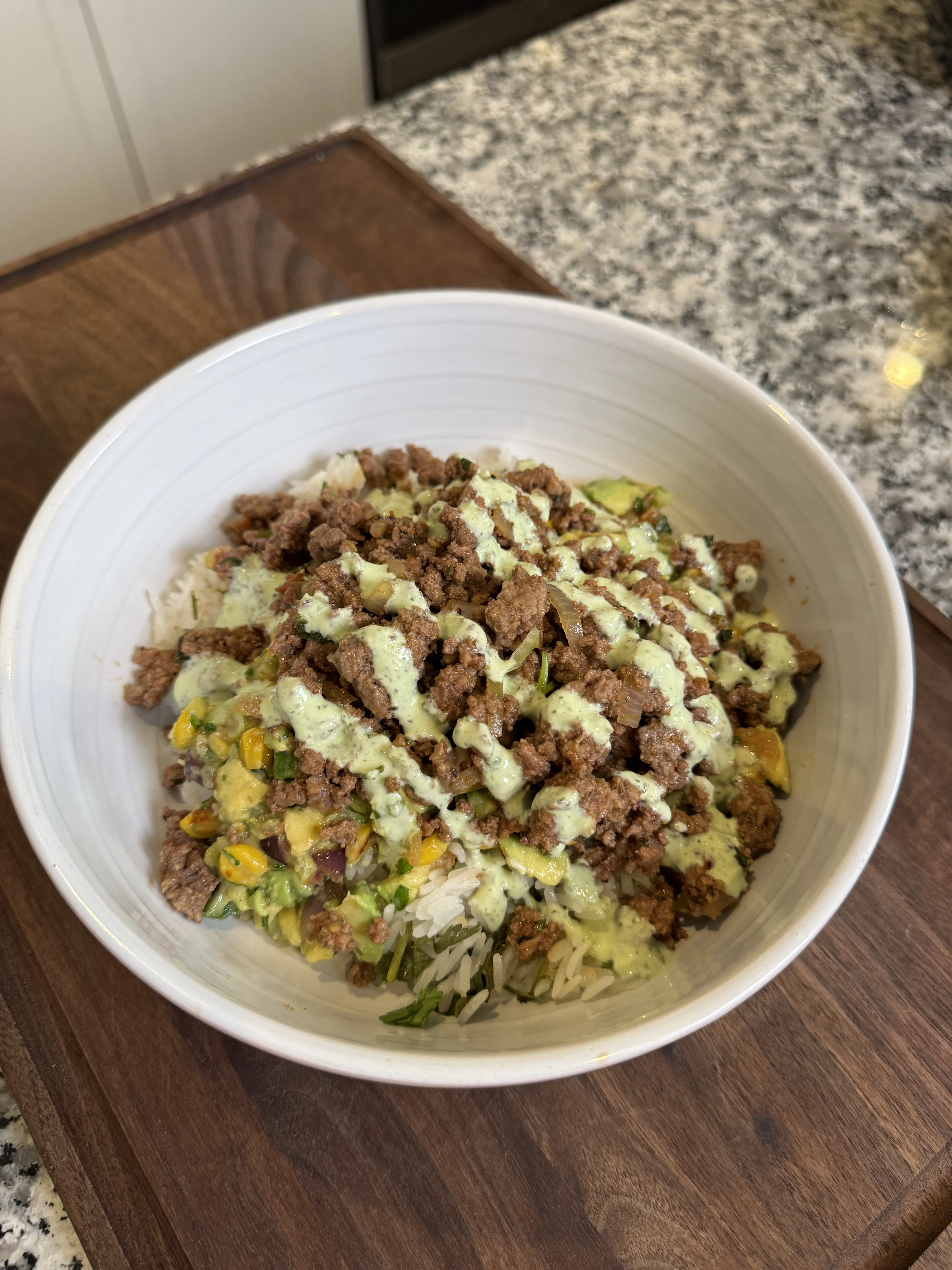 beef-and-avocado-bowl