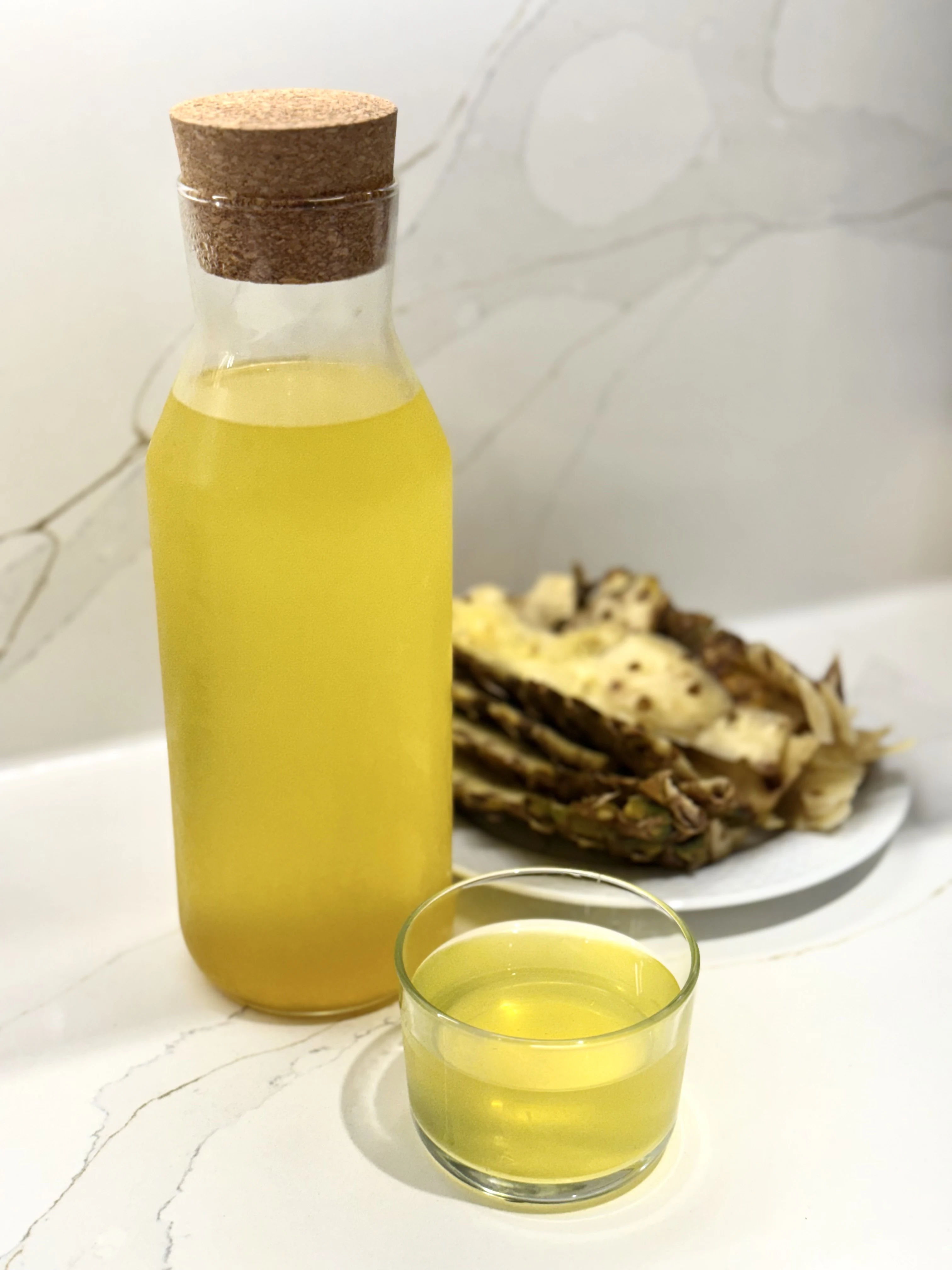 pineapple-rinds-detox