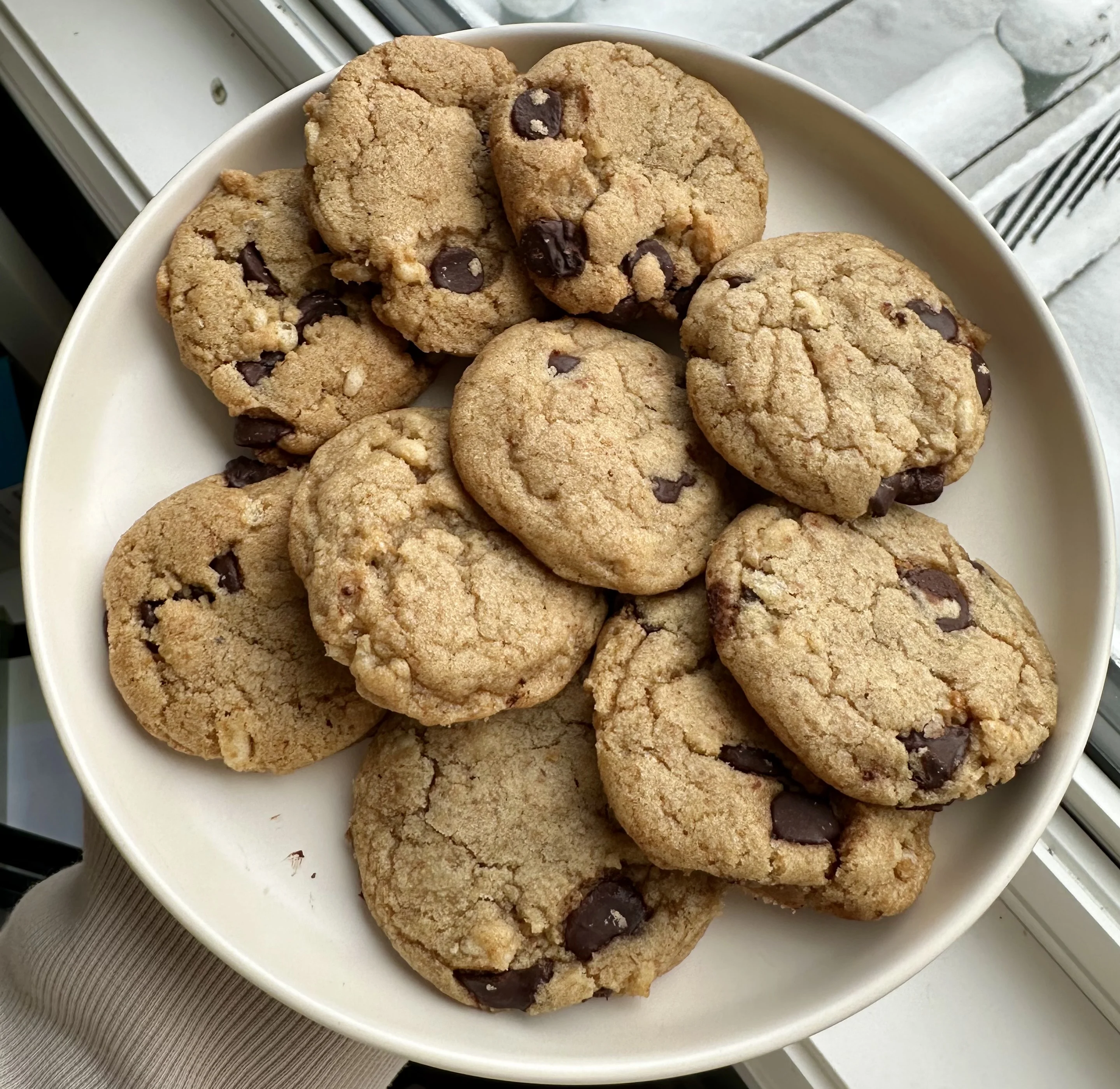 chocolate-chip-rice-krispie-cookies