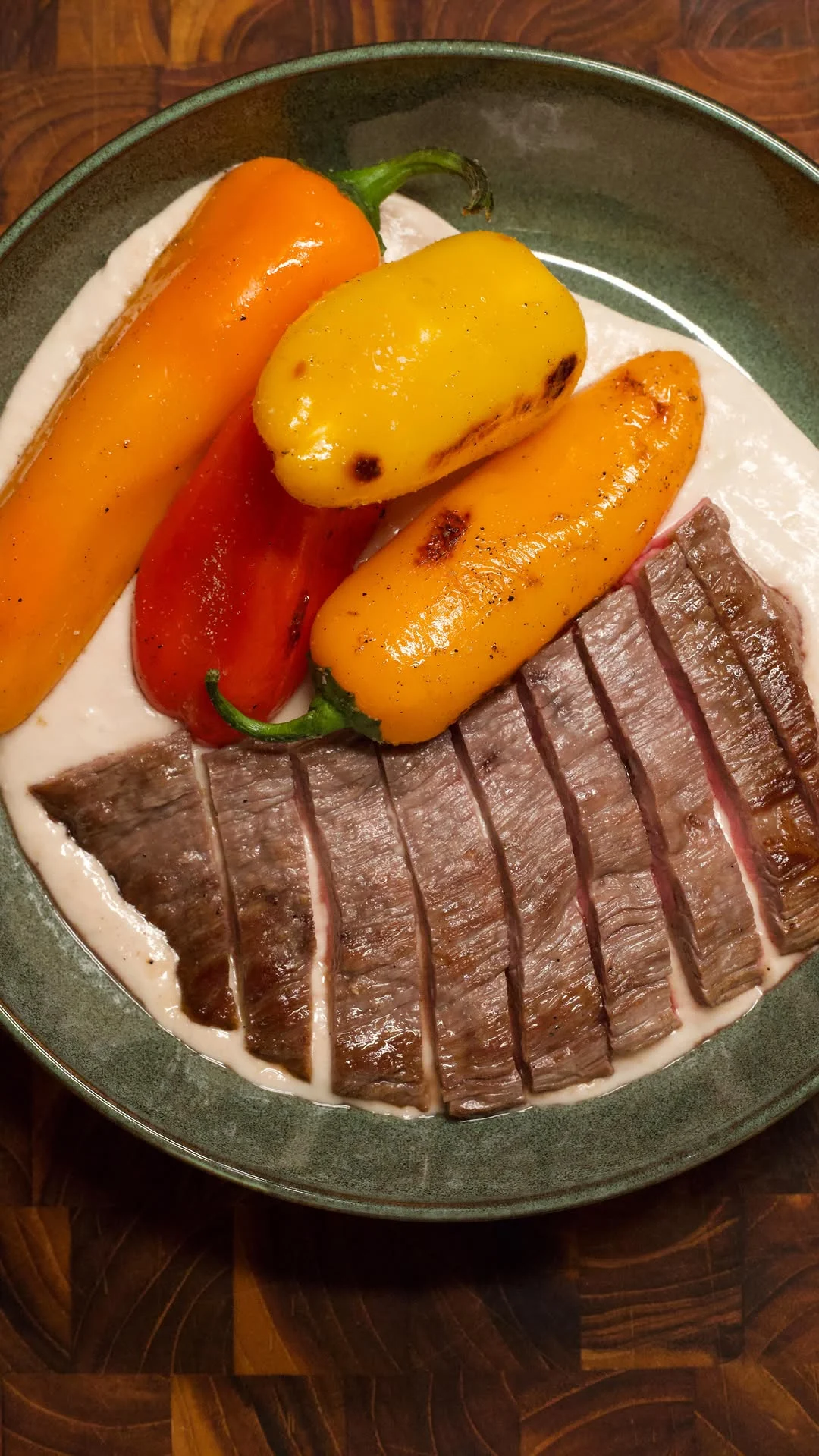 flank-steak-with-white-beans