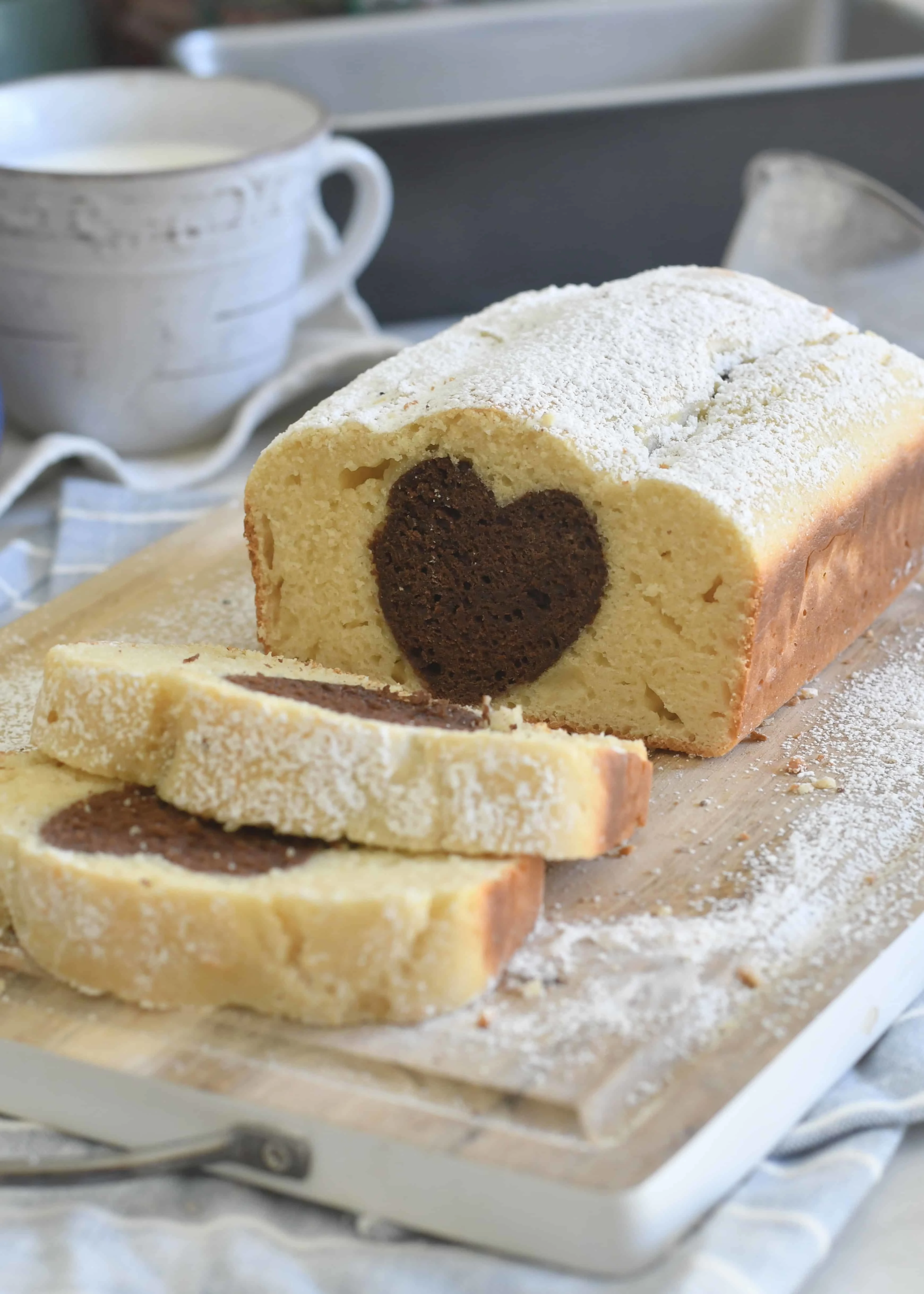 chocolate-heart-vanilla-pound-cake