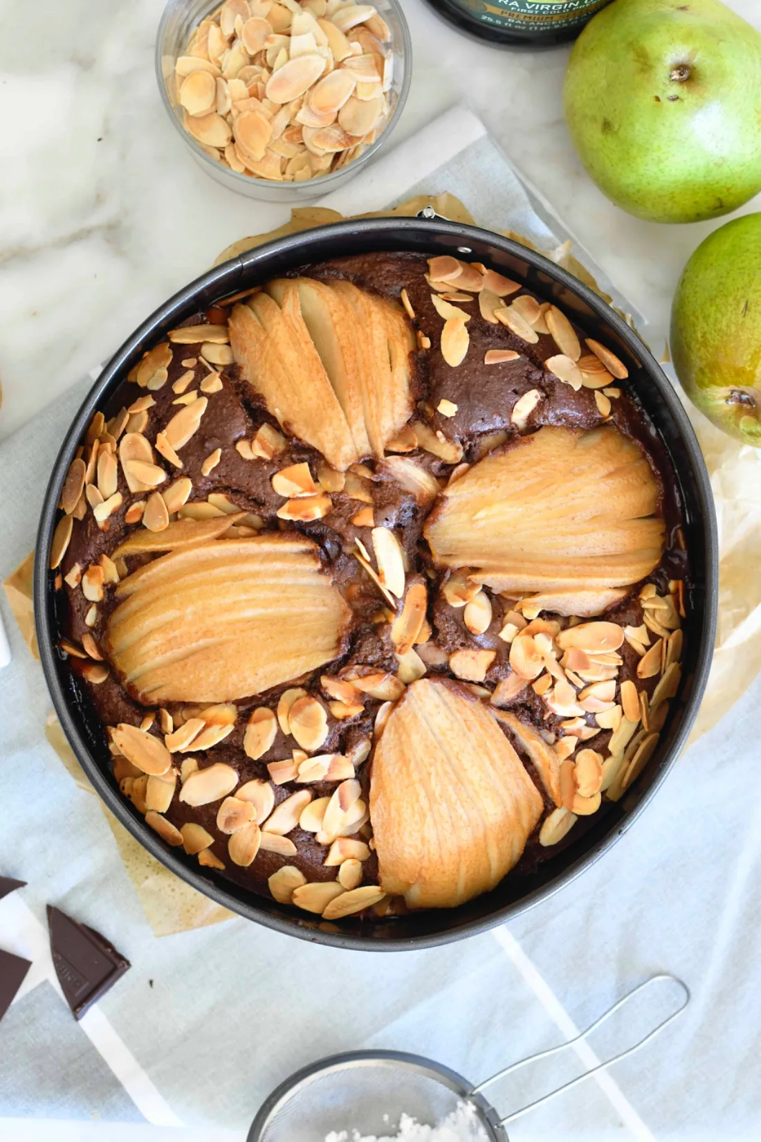 chocolate-pear-olive-oil-almond-cake