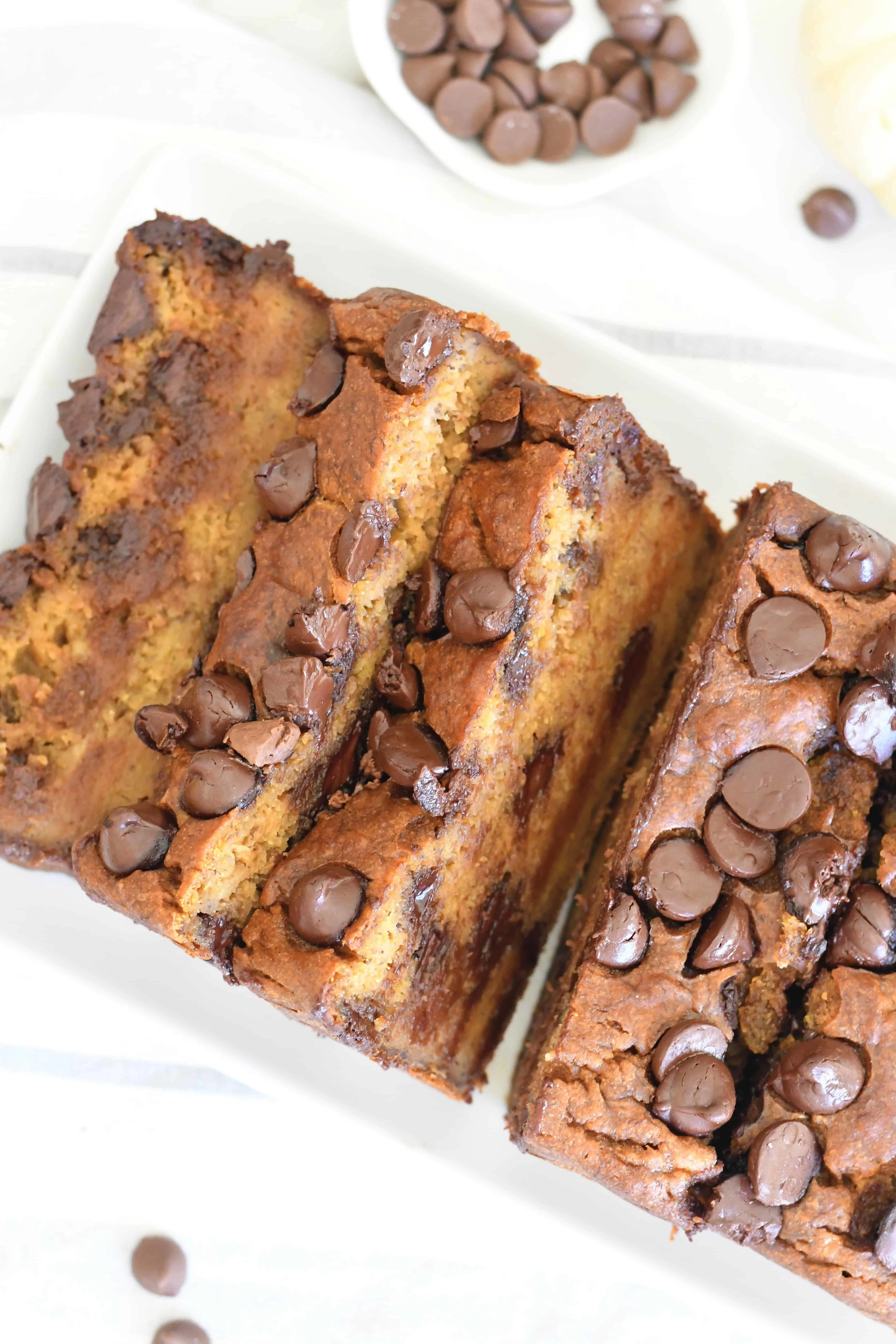 pumpkin-banana-bread-with-chocolate-chips
