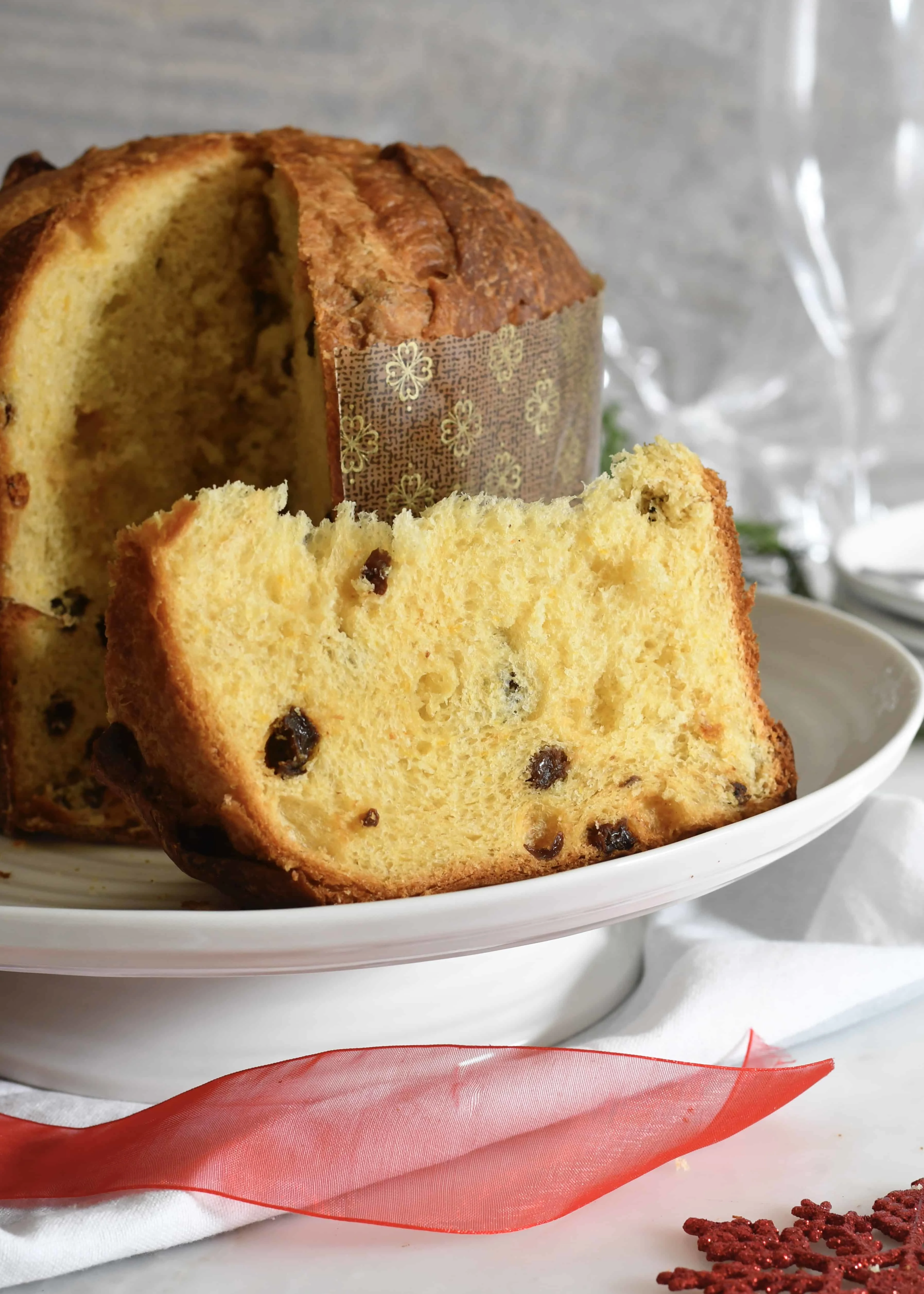 classic-italian-panettone
