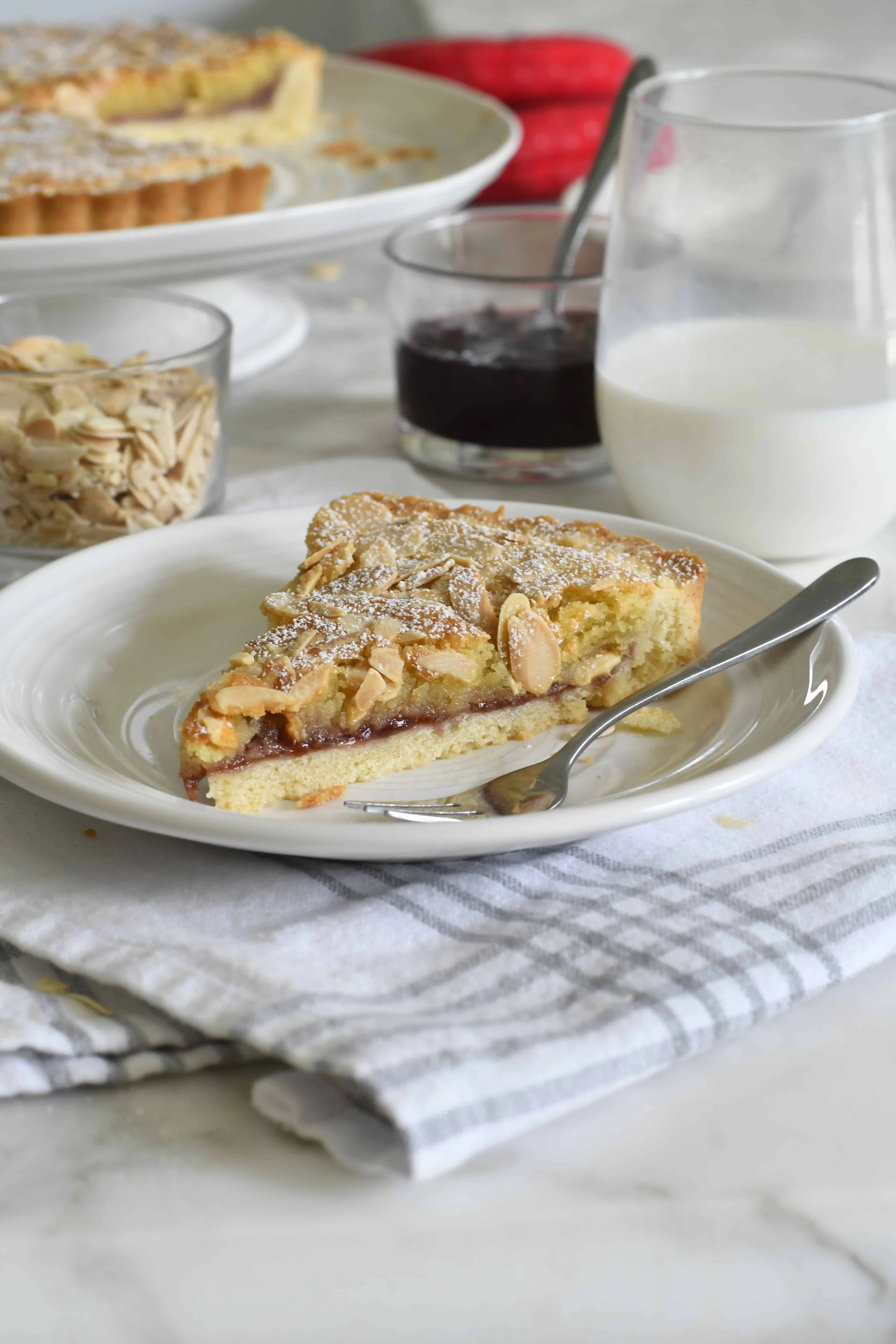 torta-cappuccina-modenese-(italian-frangipane-tart)