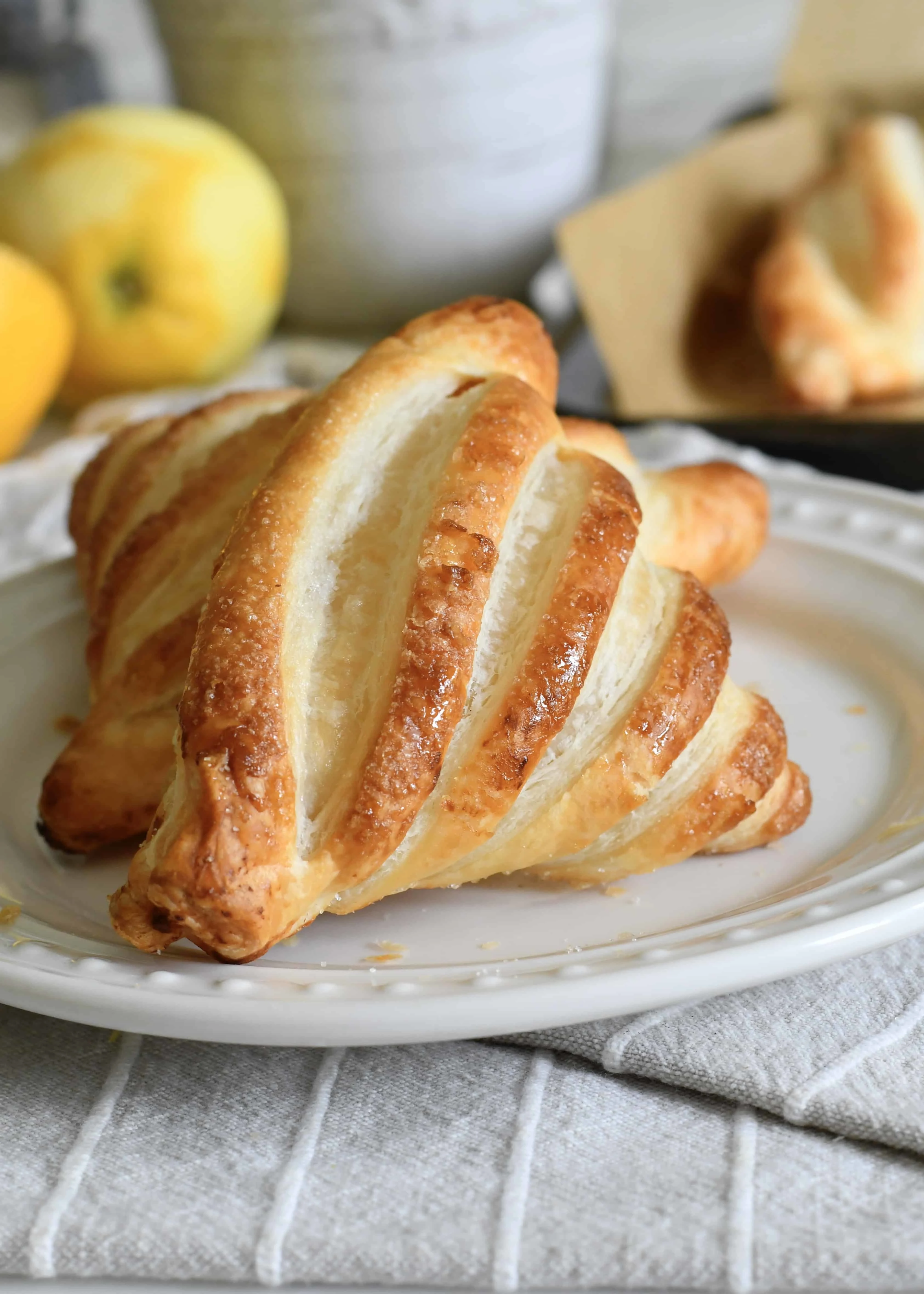 italian-sfogliatine-with-ricotta-ricotta-puffed-pastries