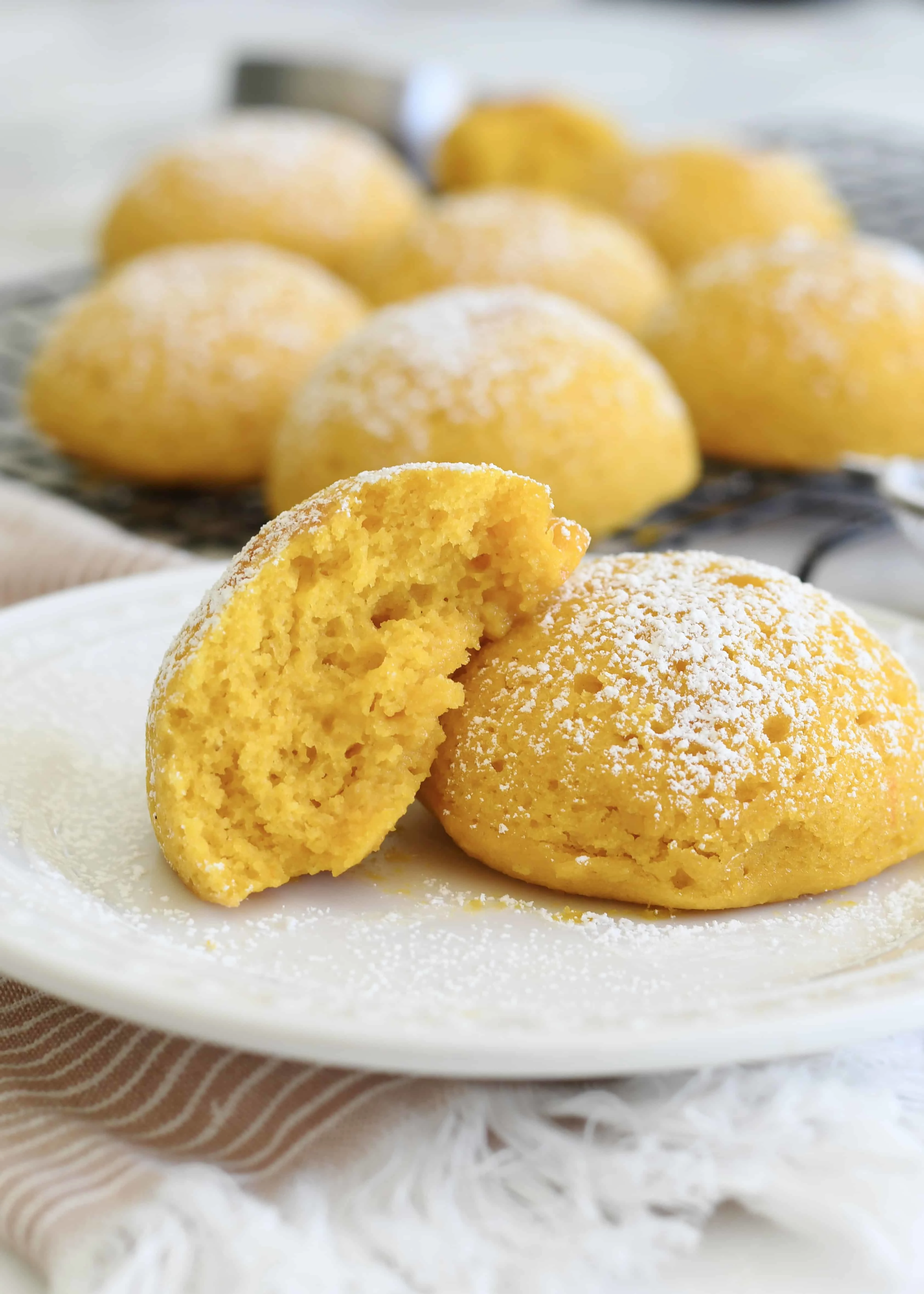 camille-italian-half-dome-carrot-cakes