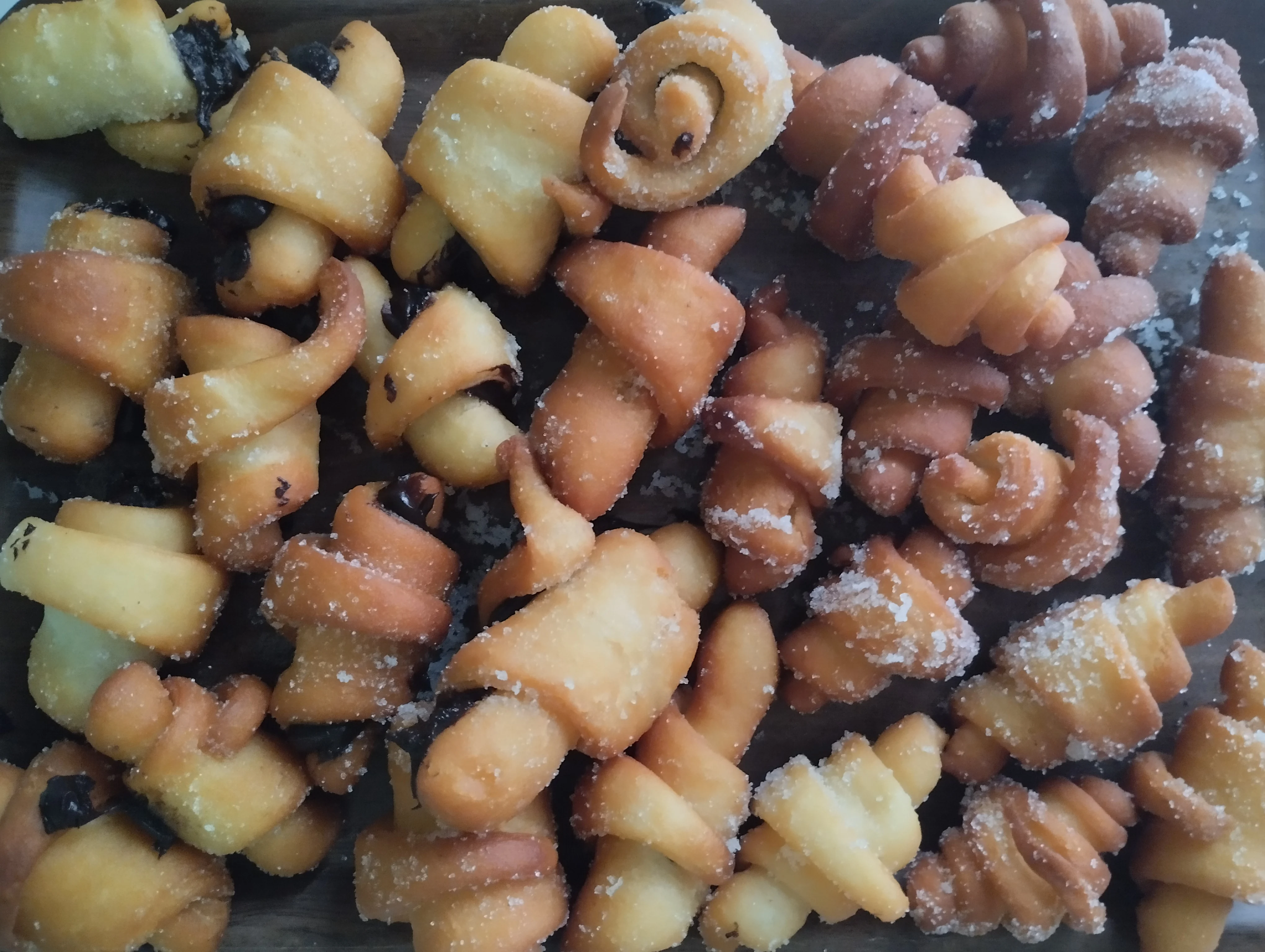 mini-croissant-chocolate-filled-doughnut-rolls