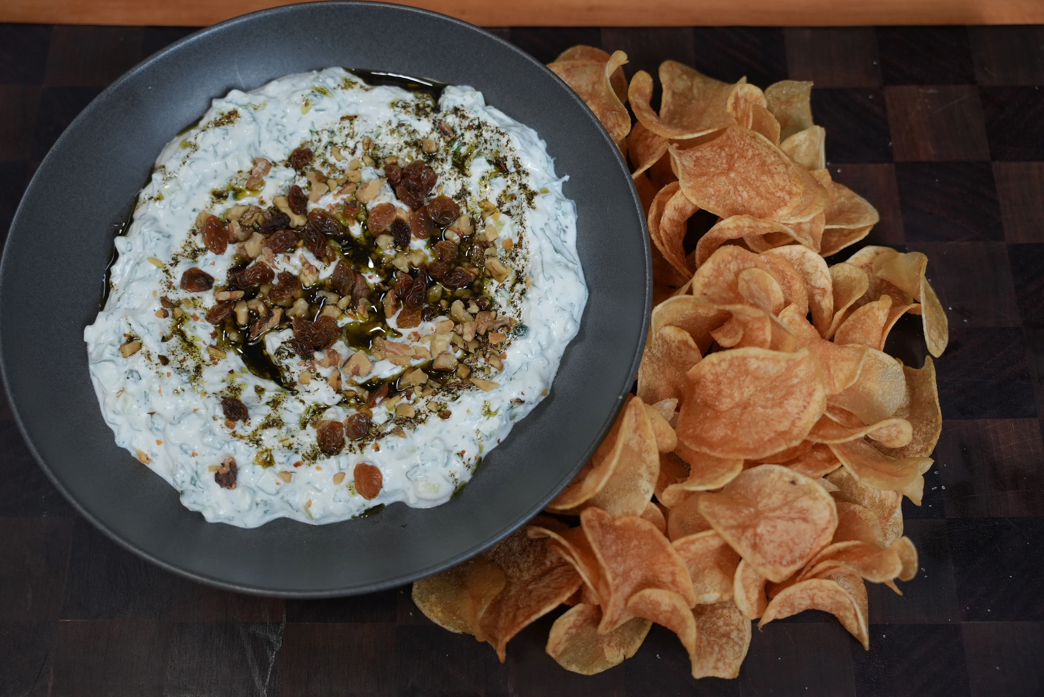mast-o-khiar-with-homemade-potato-chips