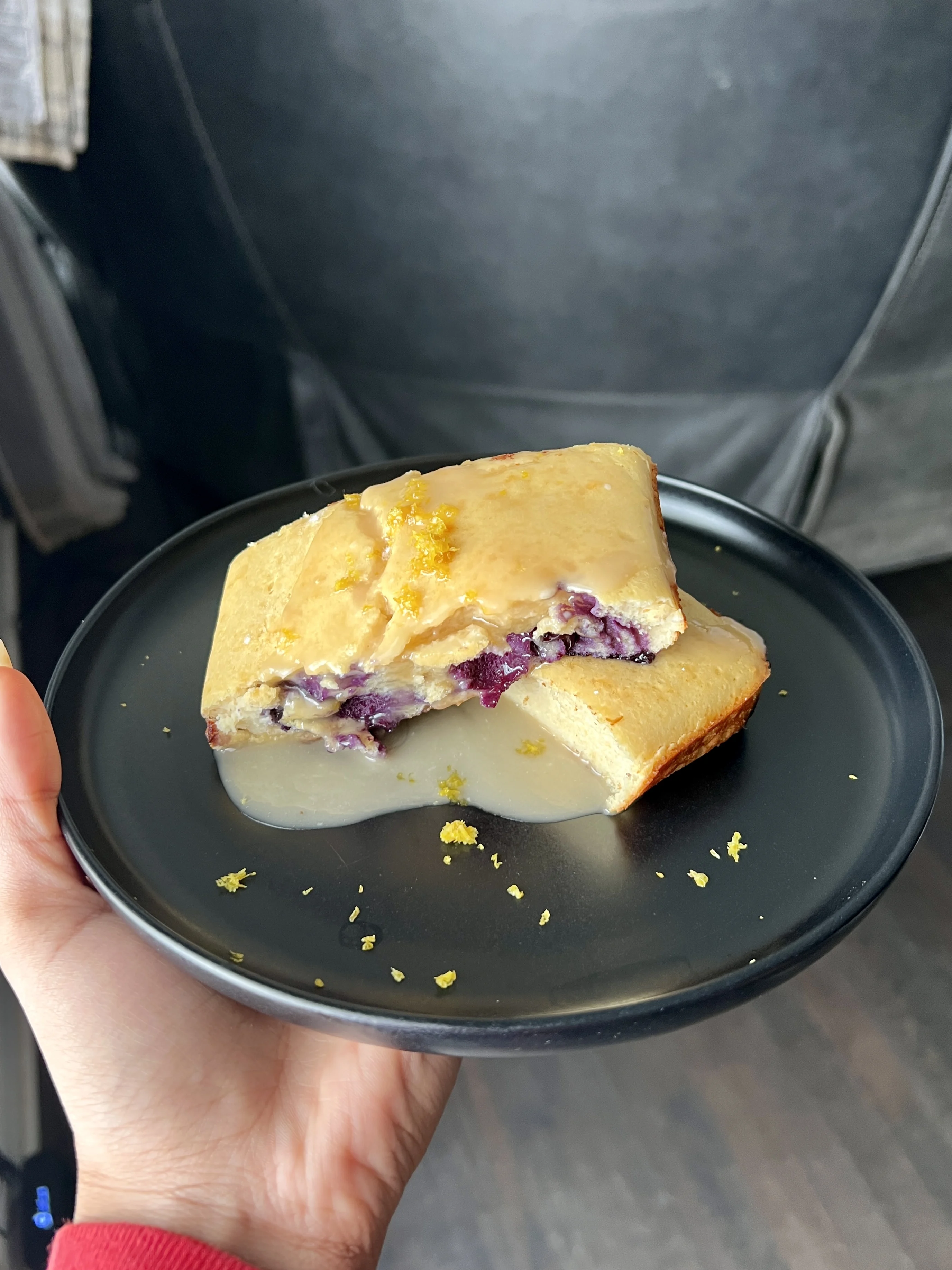 lemon-blueberry-protein-pancake-loaf