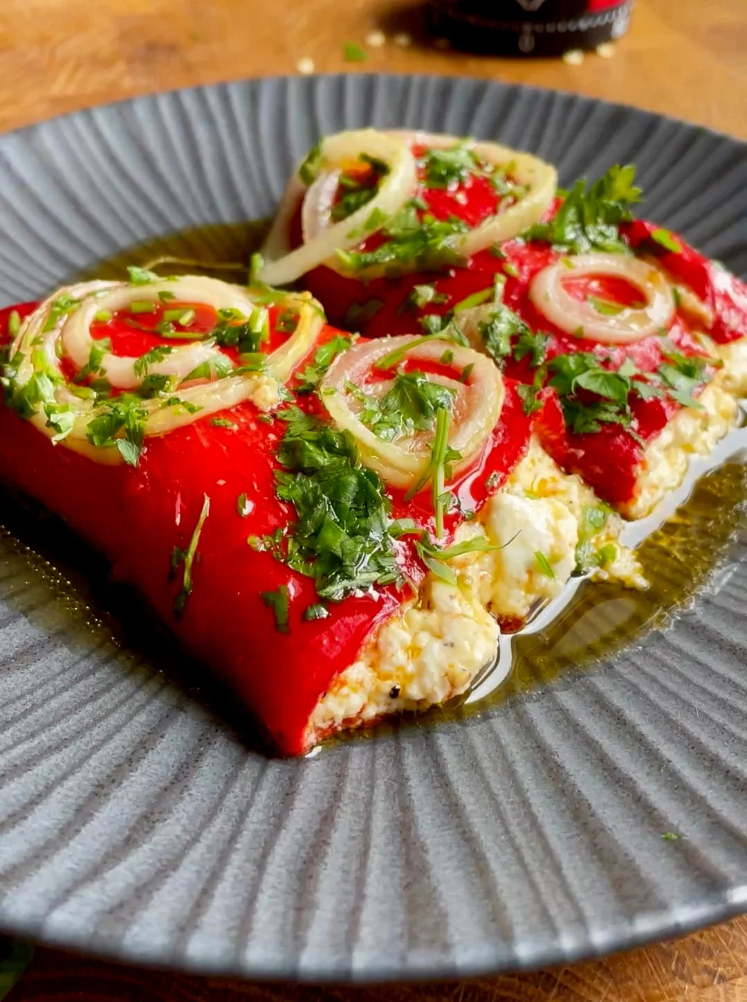 greek-stuffed-peppers-with-feta-(piperies-florinis)
