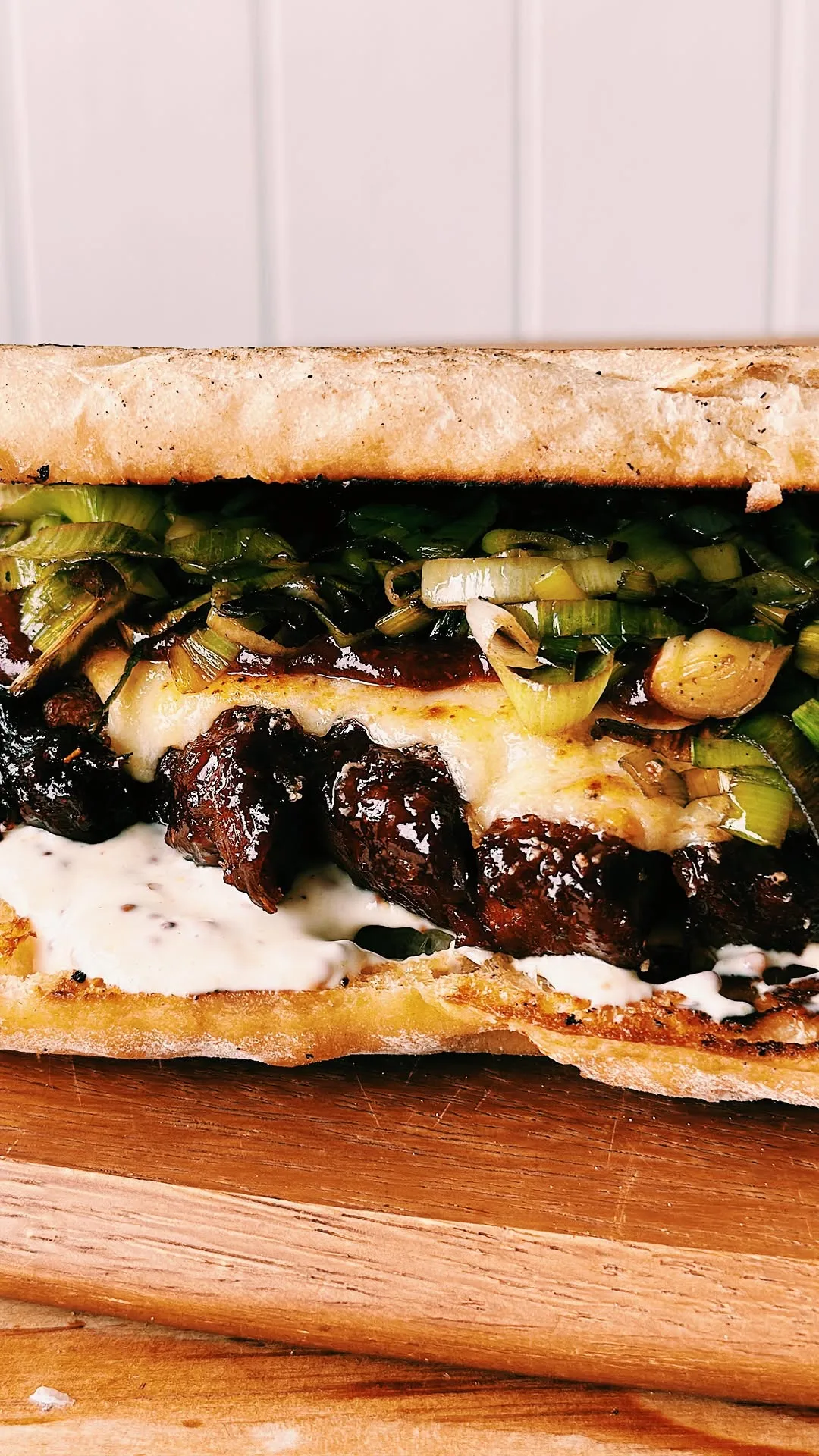 bbq-lions-mane-rib-sandwich