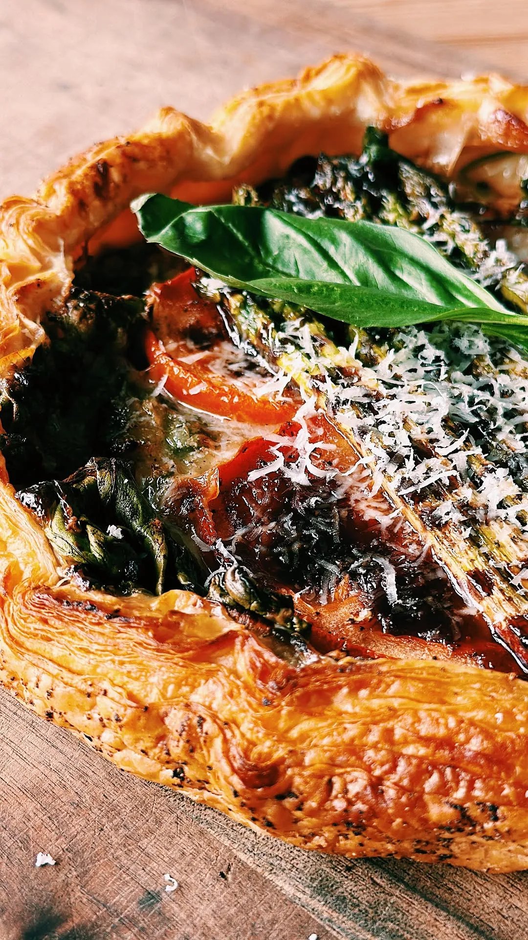 asparagus-and-beef-tomato-galette-with-caramelized-shallots-and-feta