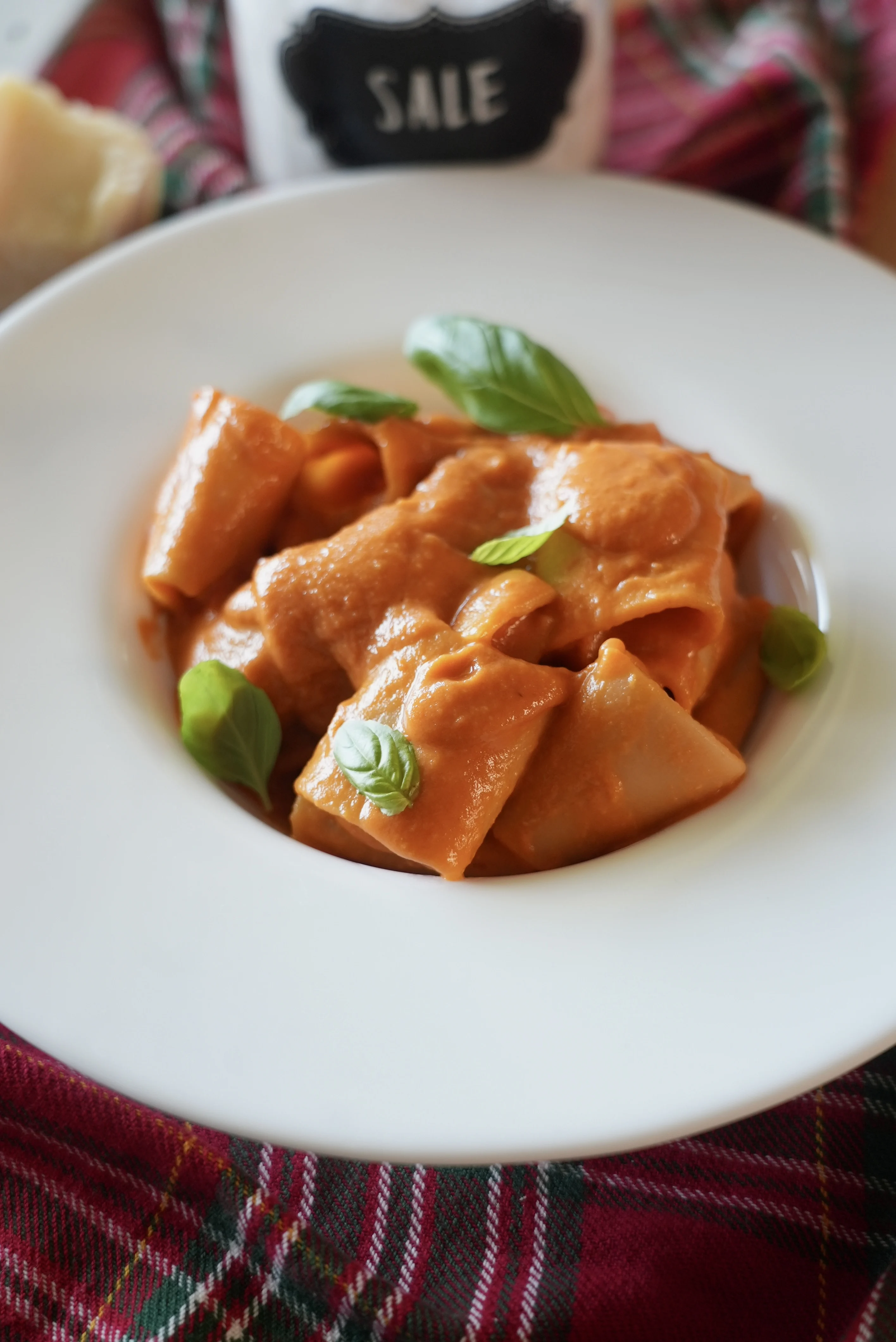tri-tomato-paccheri:-a-symphony-of-san-marzano-tomatoes-beefsteak-tomatoes-and-cherry-tomatoes