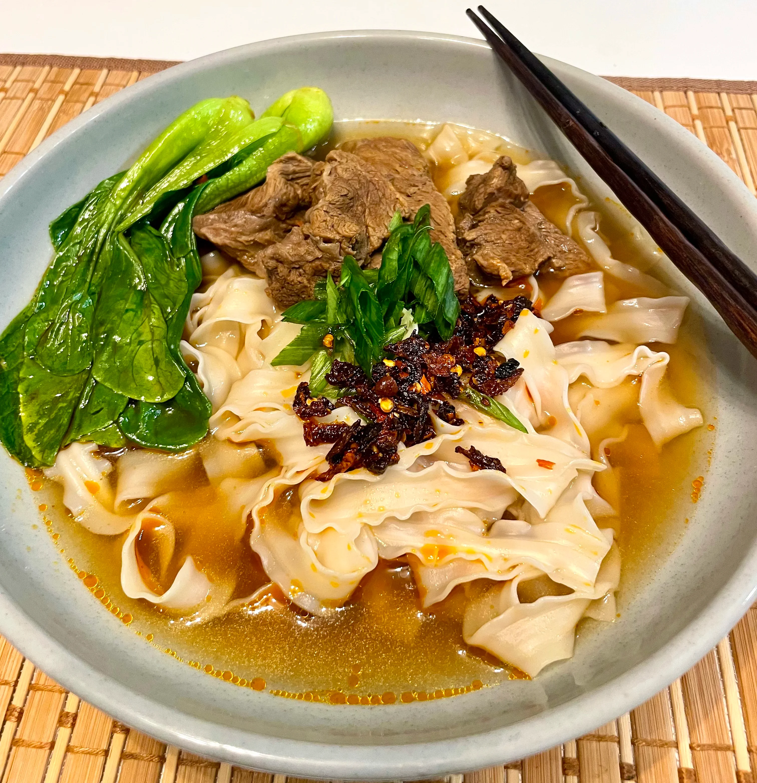 taiwanese-style-beef-noodle-soup