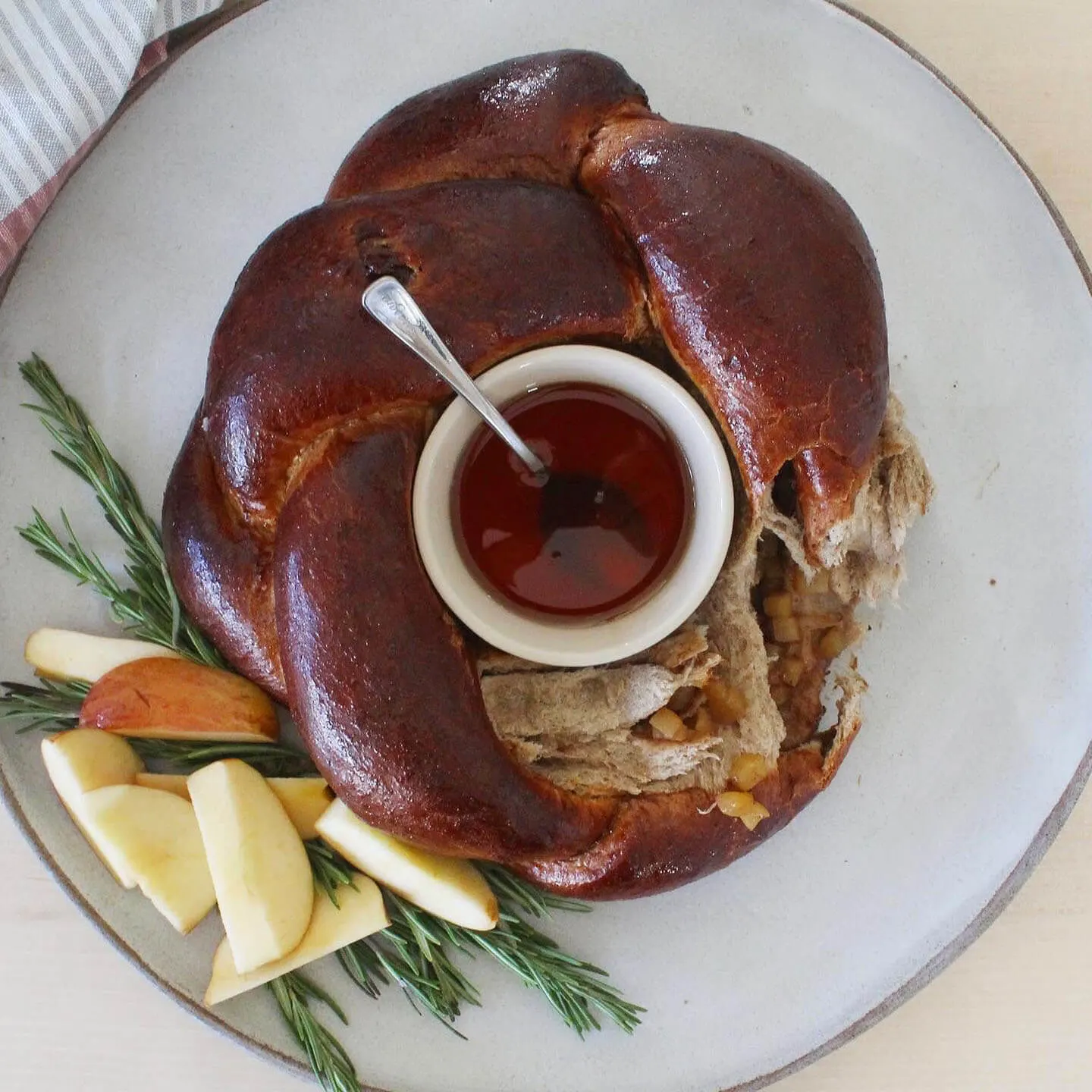 apple-and-honey-challah