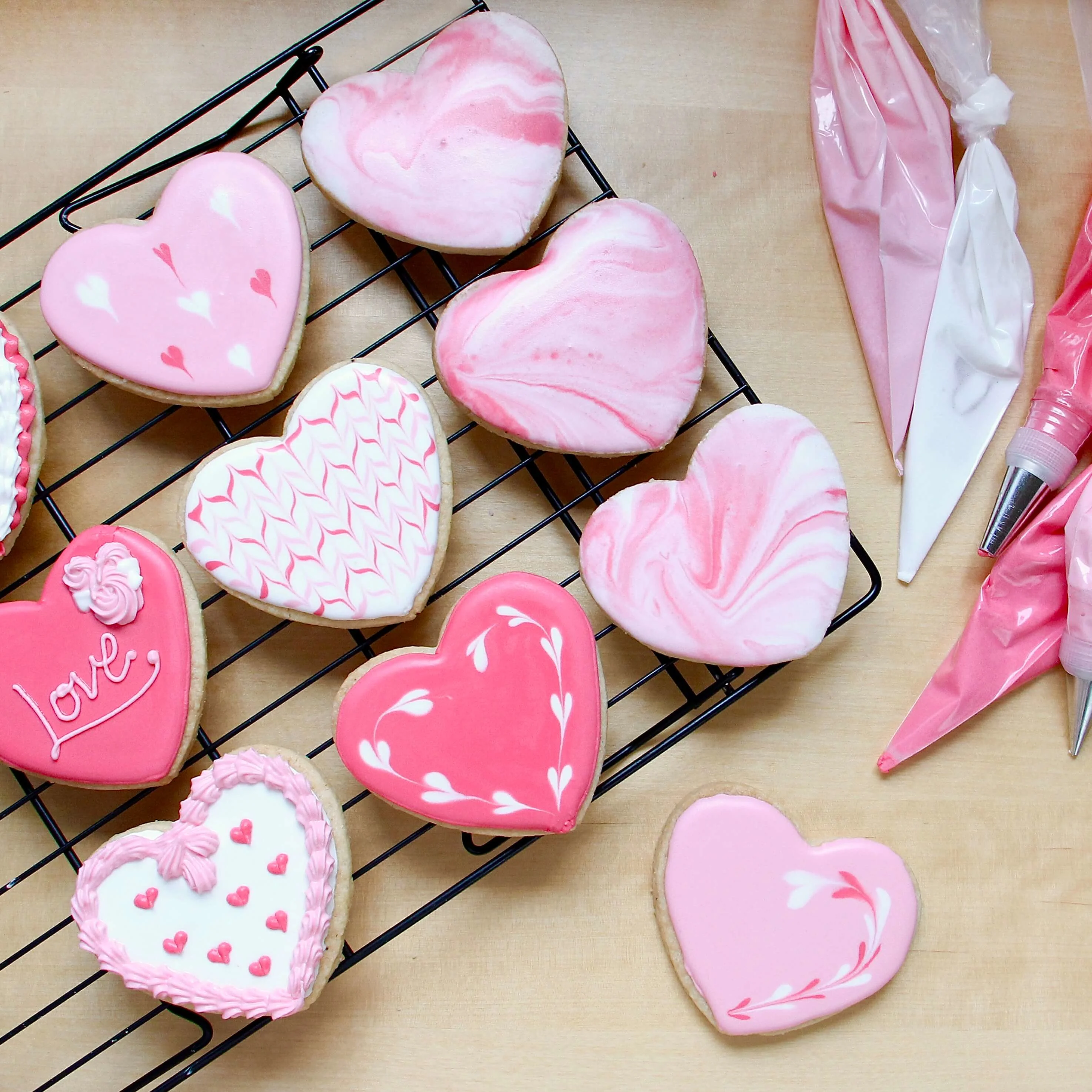 decorated-shortbread-biscuits