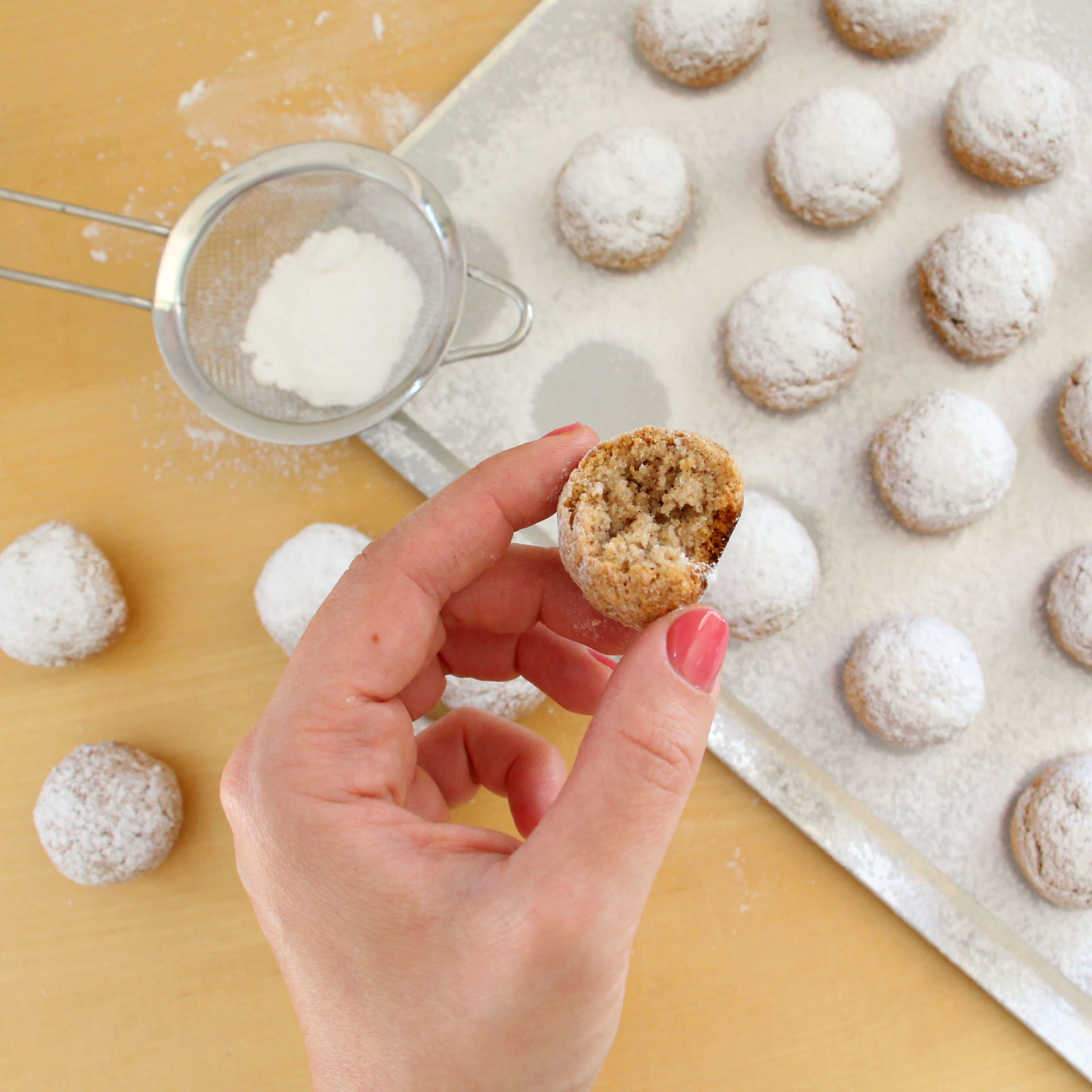 cinnamon-balls