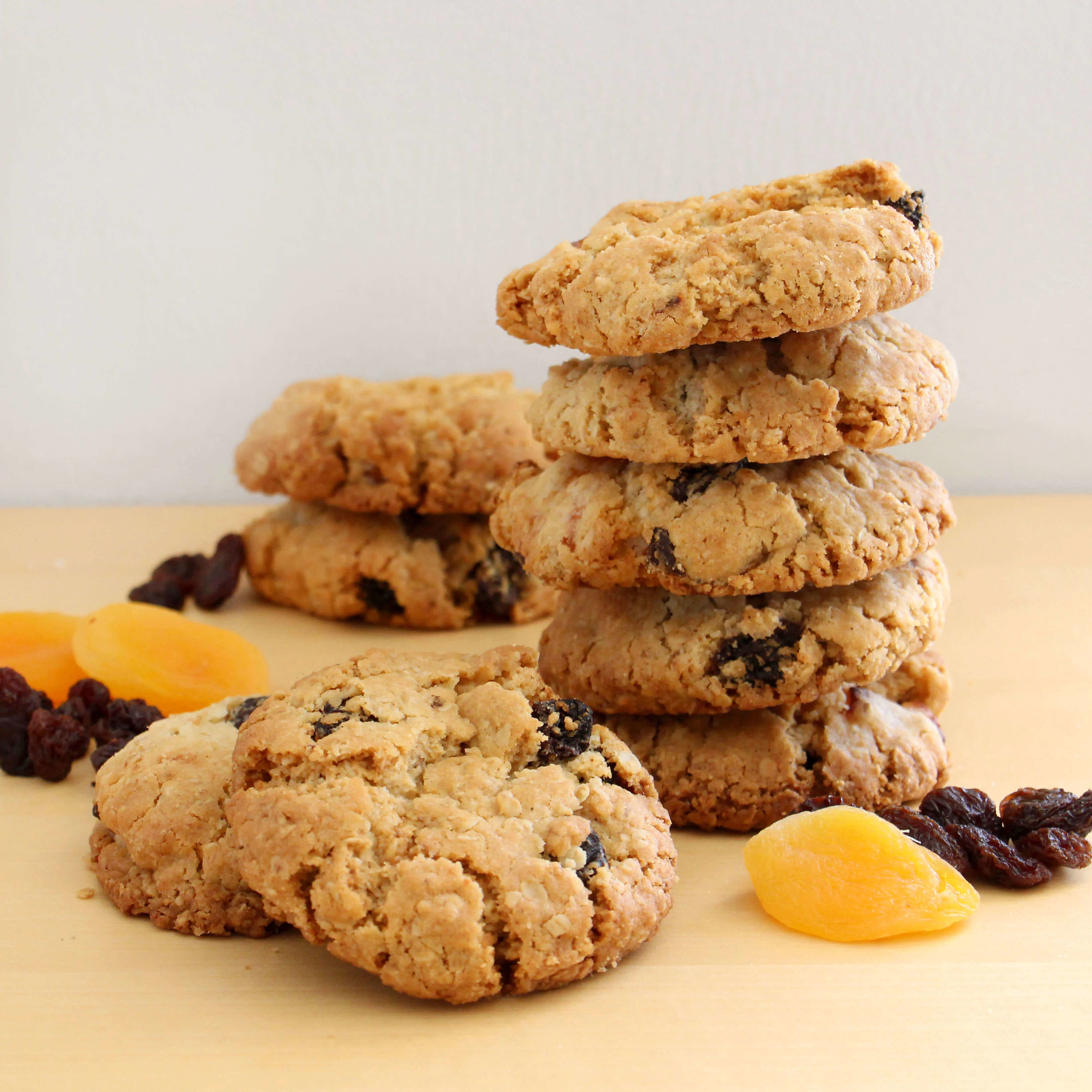oat-raisin-and-apricot-cookies