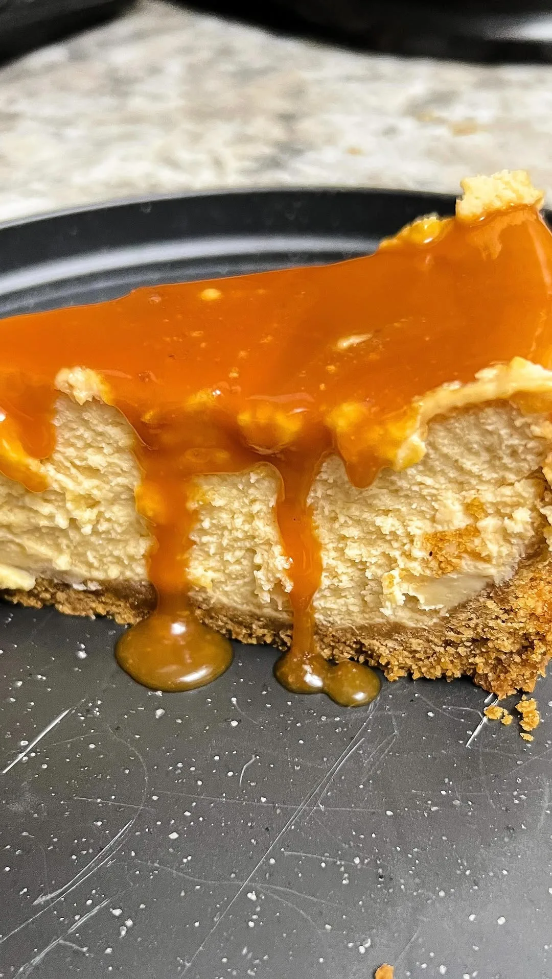 salted-caramel-cheesecake