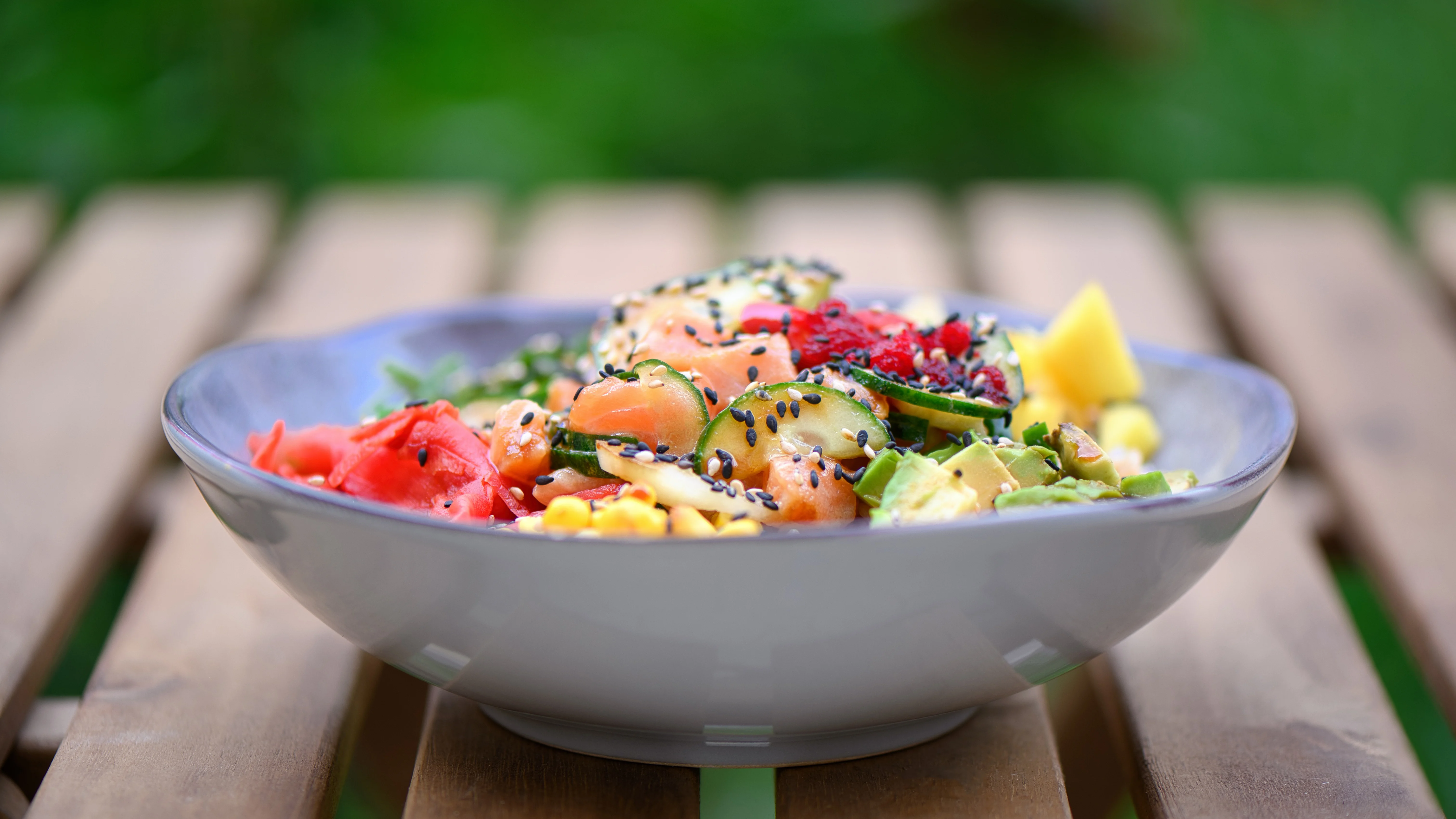 avocado-mango-salmon-salad
