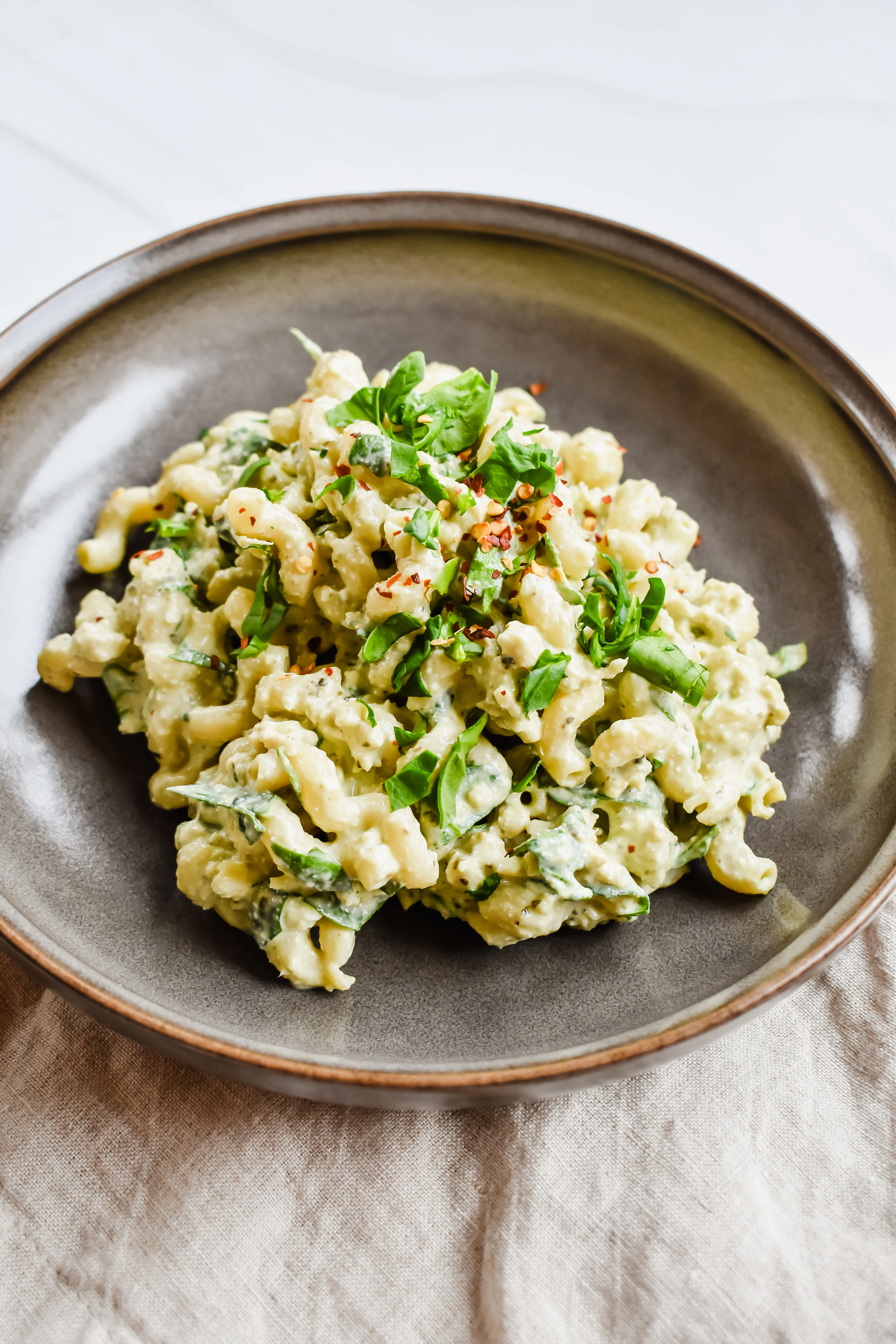 high-protein-creamy-pesto-pasta