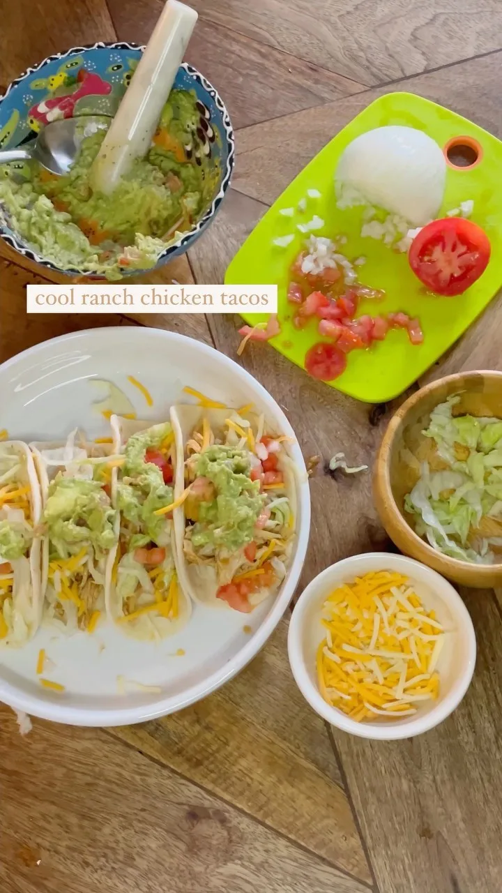 crockpot-cool-ranch-chicken-tacos