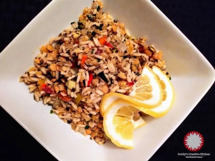 fakorizo-greek-lentils-and-rice